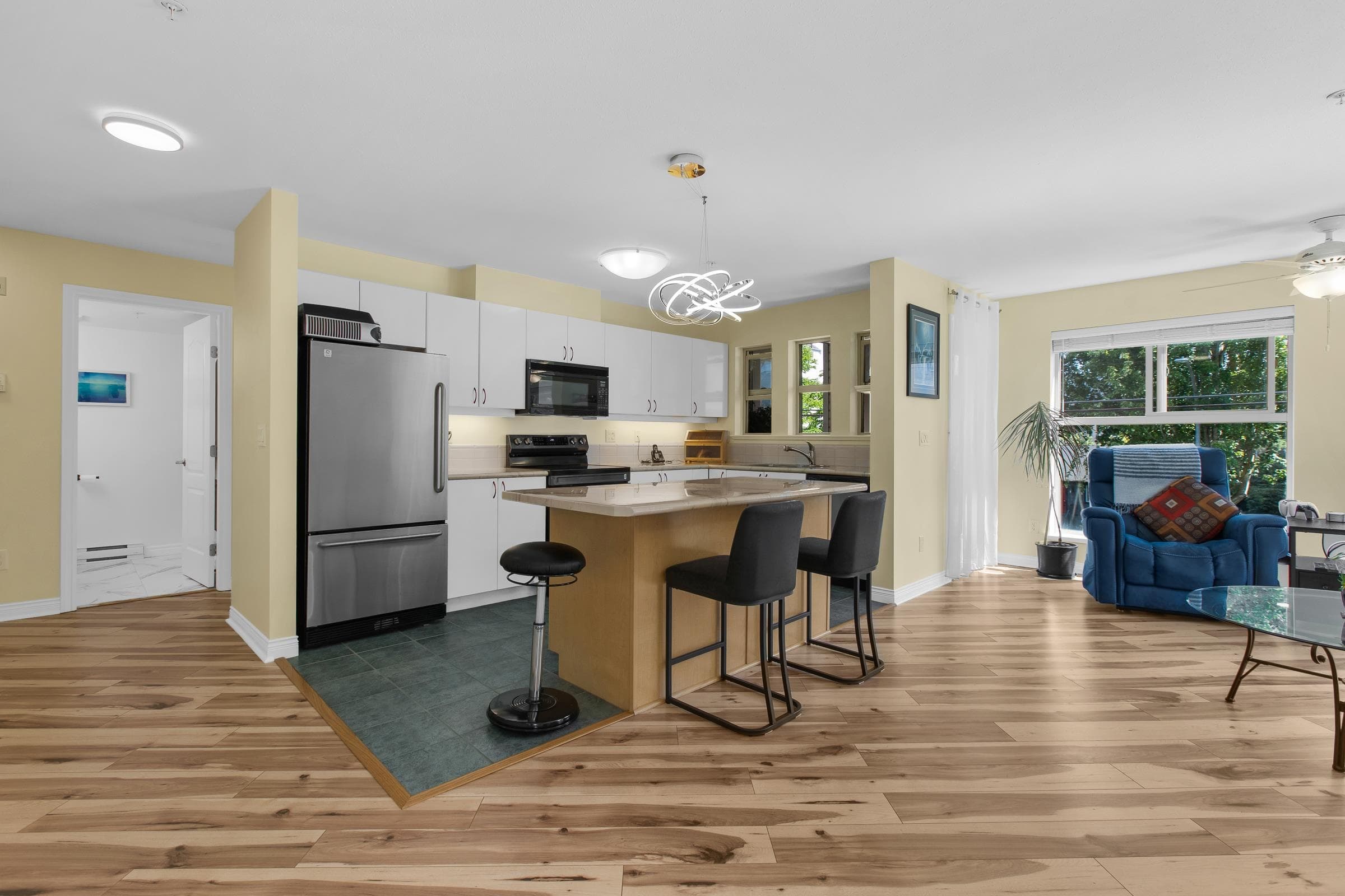 202 - 20237 54 Avenue, Langley, V3A 3W2 — photo 2