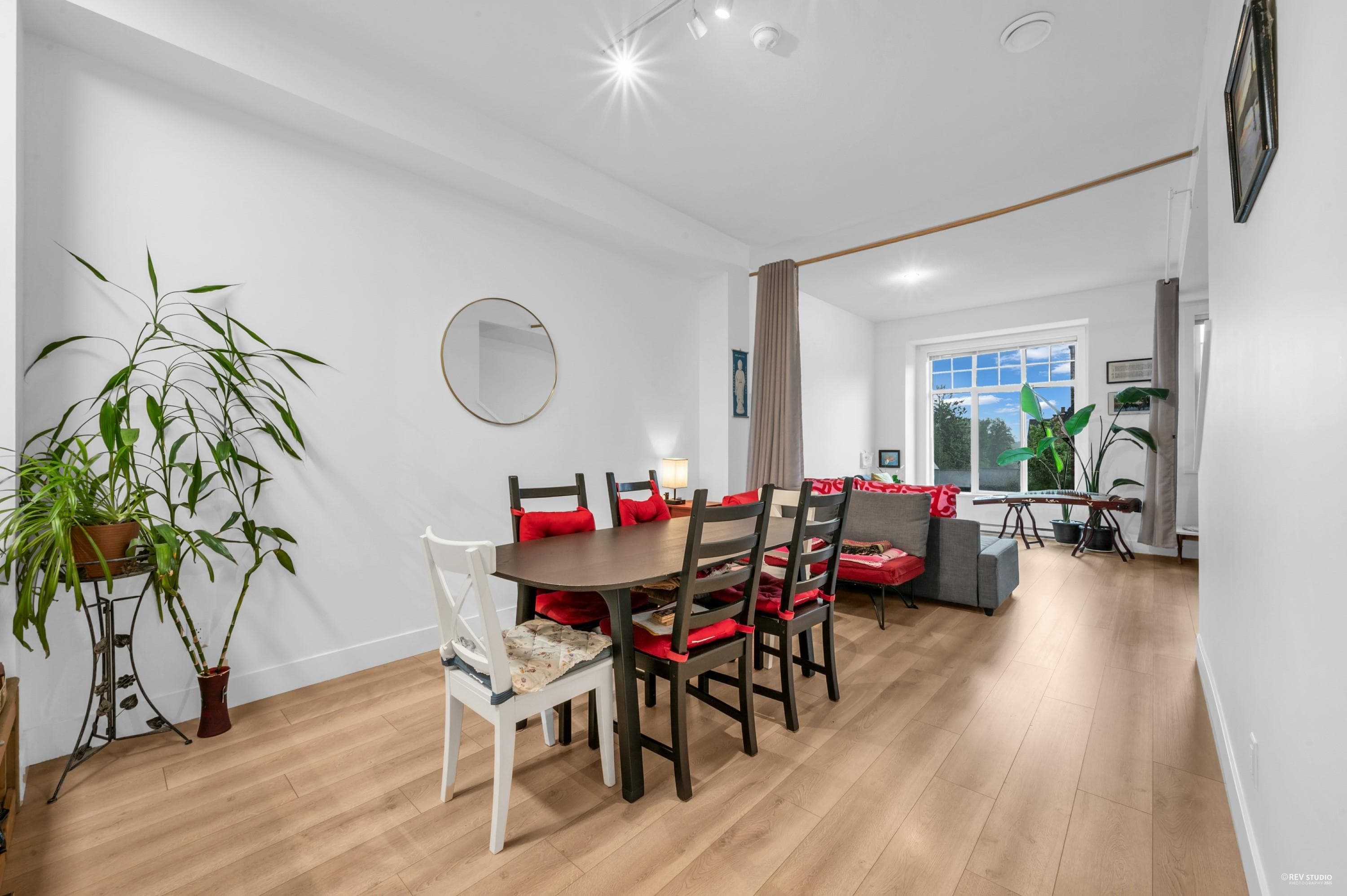 64 - 3552 Victoria Drive, Coquitlam, V3C 3V4 — photo 5
