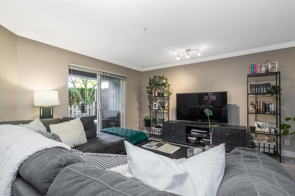 111 - 19340 65 Avenue, Surrey, V4N 0A3 — photo 4