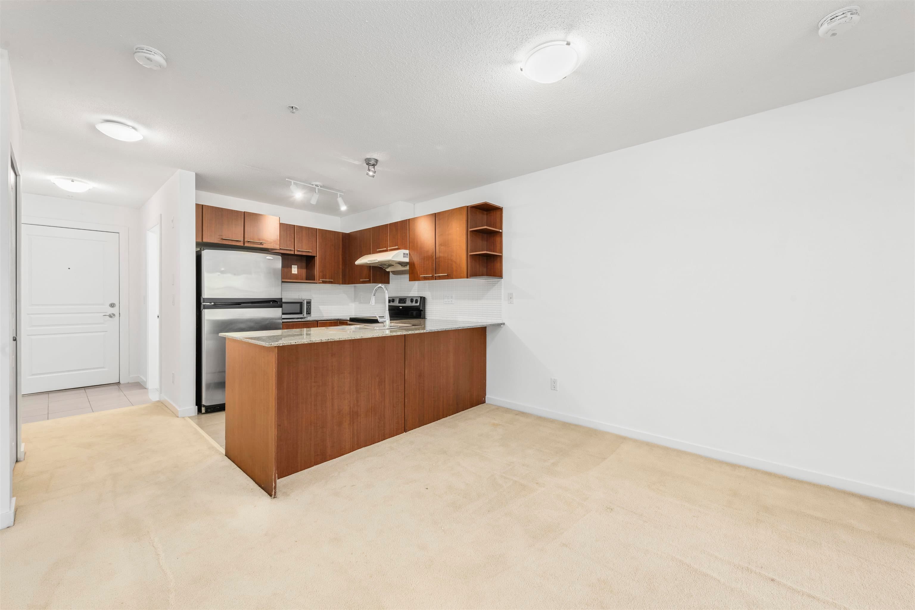 309 - 4768 Brentwood Drive, Burnaby, V5C 0C7 — photo 5