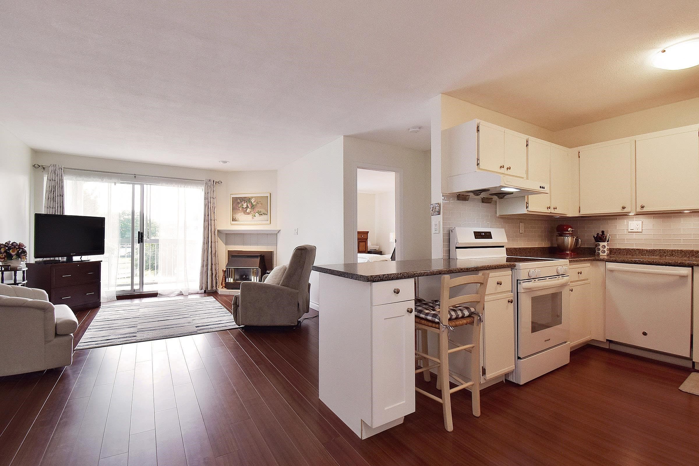 215 - 5379 205 Street, Langley, V3A 7V7 — photo 5