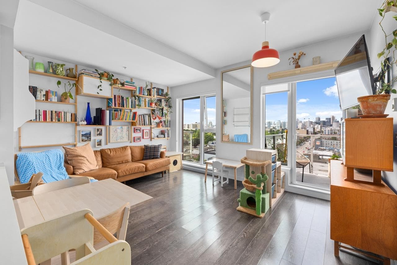 PH1 - 933 E Hastings Street, Vancouver, V6A 0G6 — photo 2