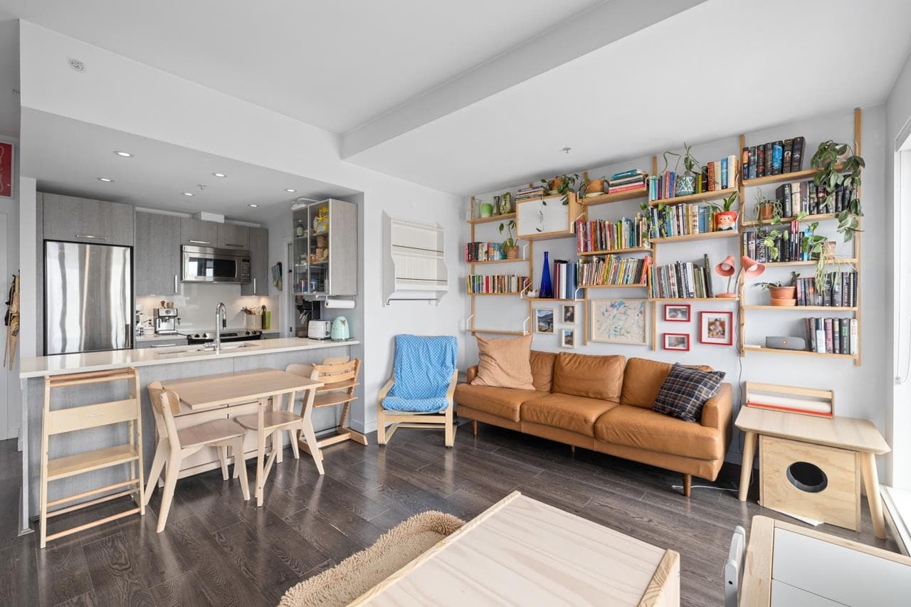 PH1 - 933 E Hastings Street, Vancouver, V6A 0G6 — photo 3