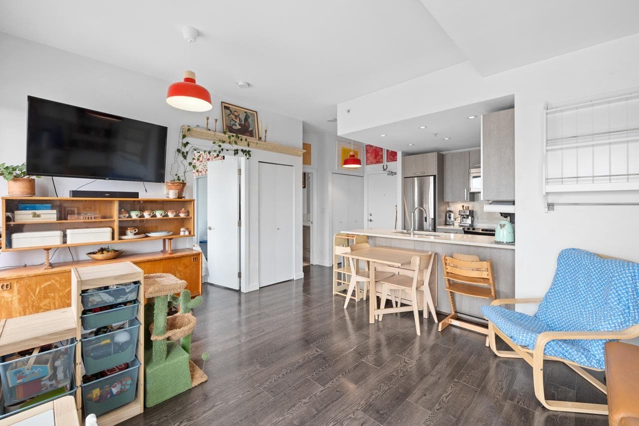 PH1 - 933 E Hastings Street, Vancouver, V6A 0G6 — photo 4