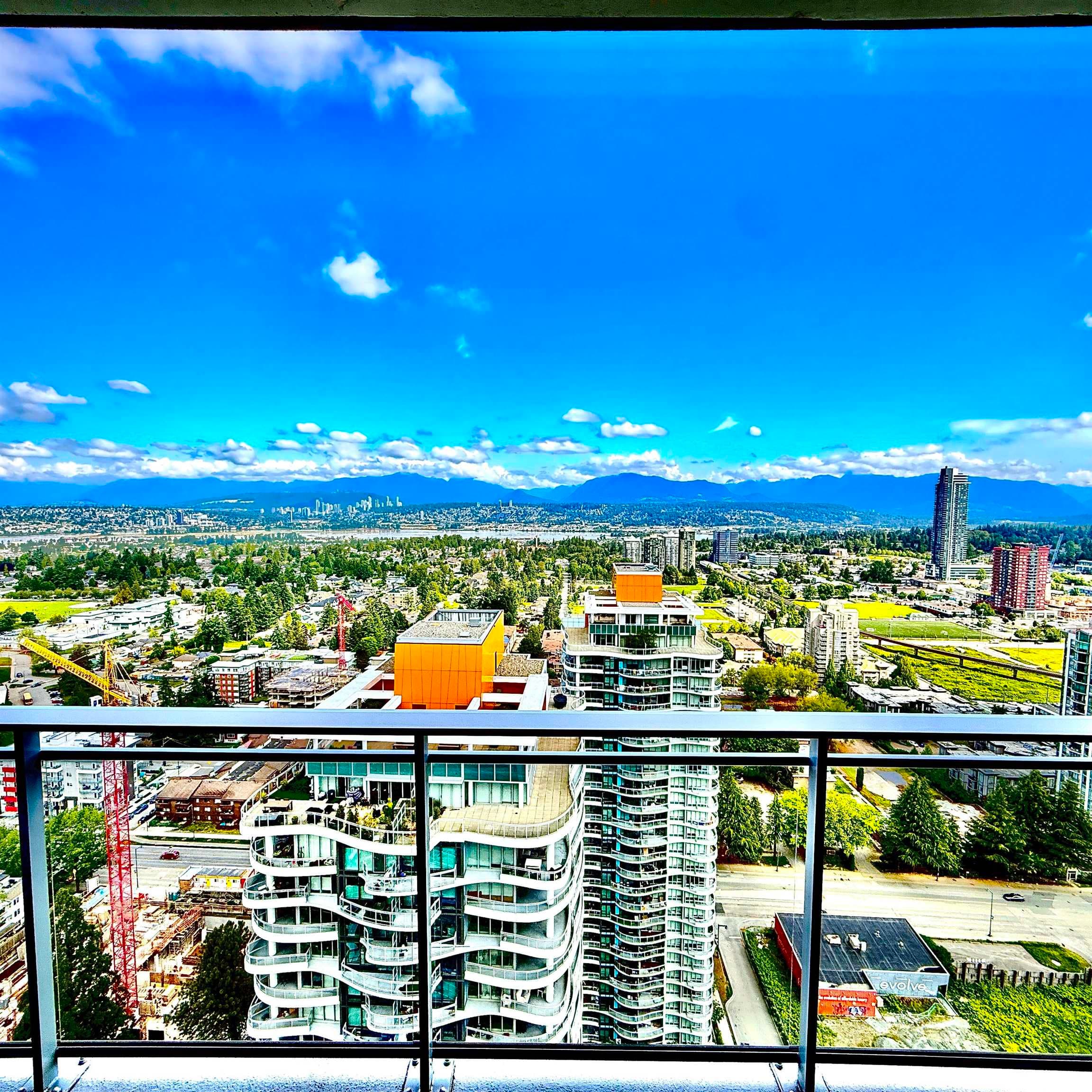 3301 - 13308 Central Avenue, Surrey, V3T 0M4 — photo 3
