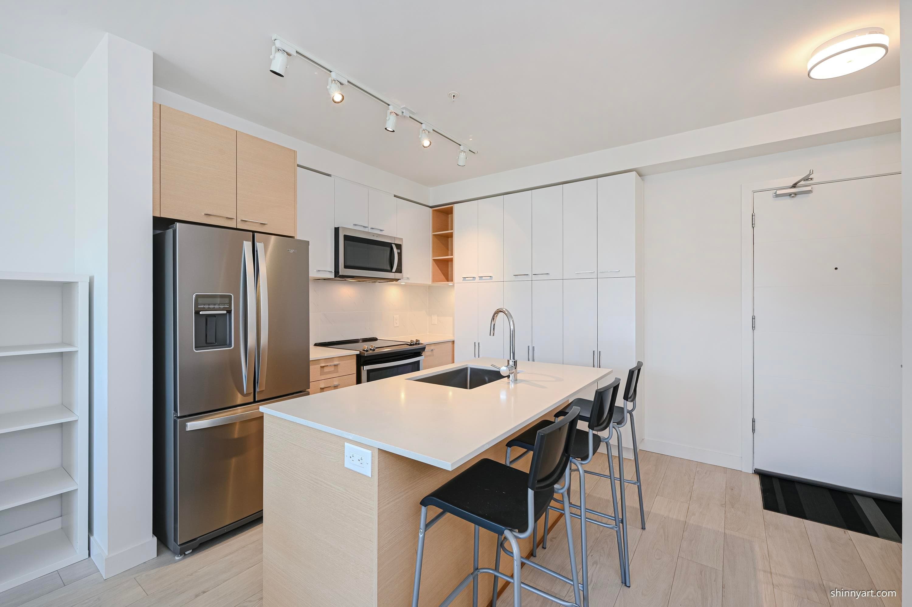 506 - 13963 105 Boulevard, Surrey, V3T 0M9 — photo 4