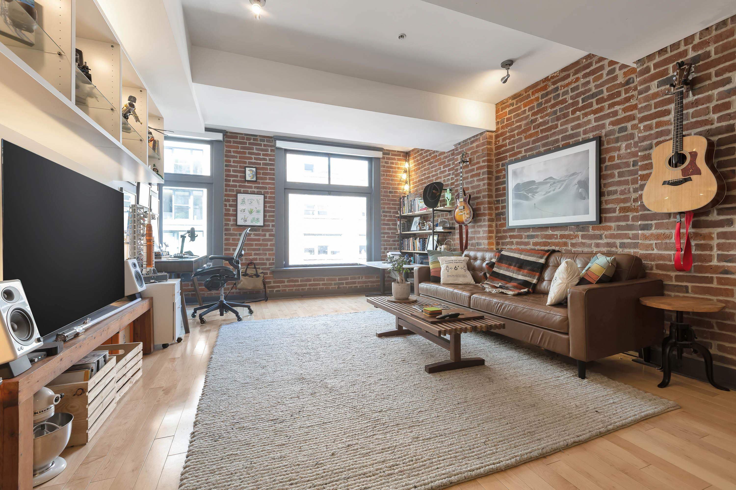 310 - 12 Water Street, Vancouver, V6B 1A5 — photo 3