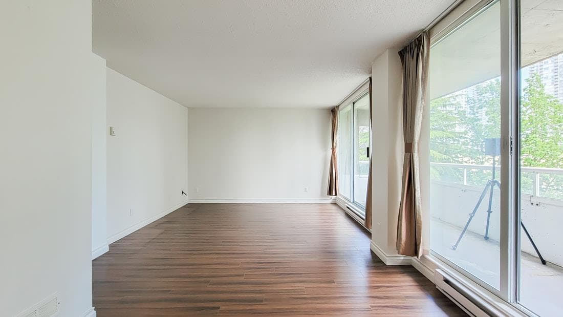 605 - 6595 Bonsor Avenue, Burnaby, V5H 4G5 — photo 4