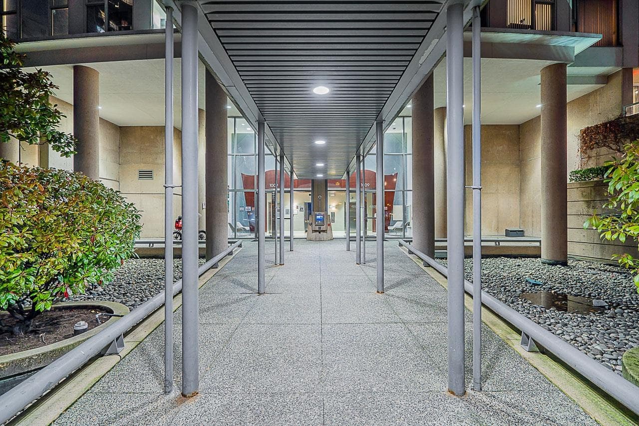 1909 - 1009 Expo Boulevard, Vancouver, V6Z 2V9 — photo 3