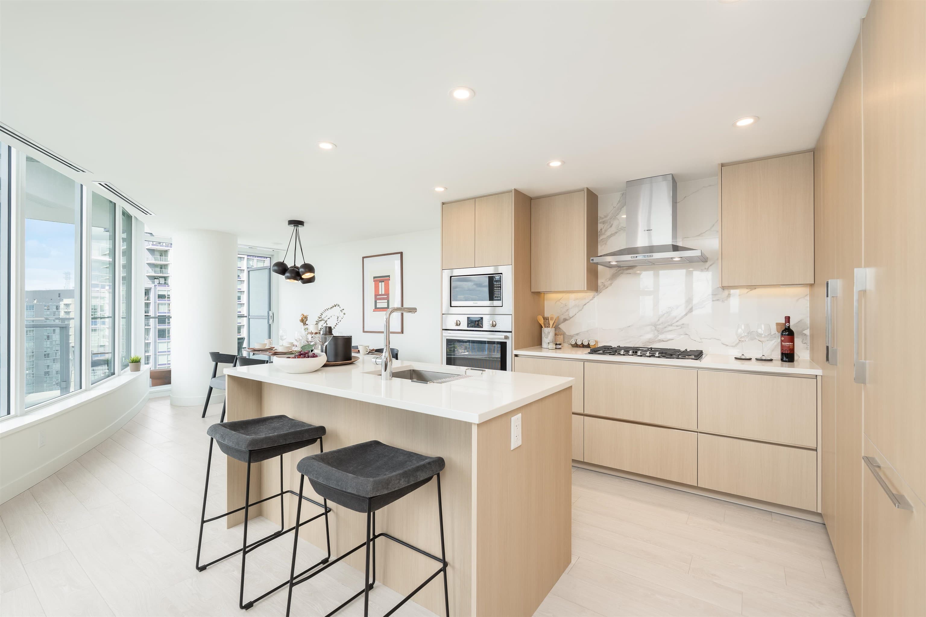 3505 - 13768 100 Avenue, Surrey, V3T 5X7 — photo 2