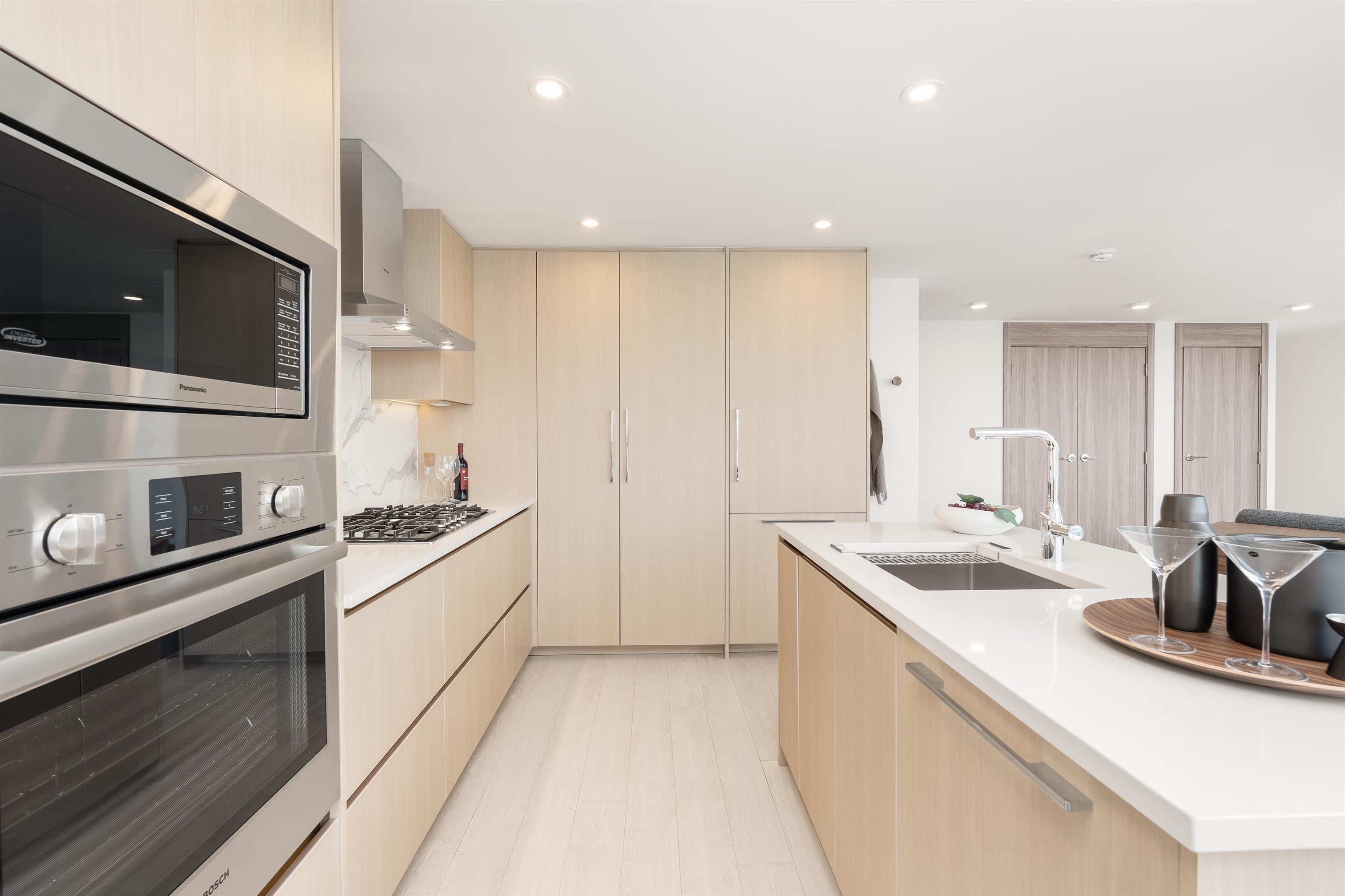 3505 - 13768 100 Avenue, Surrey, V3T 5X7 — photo 5