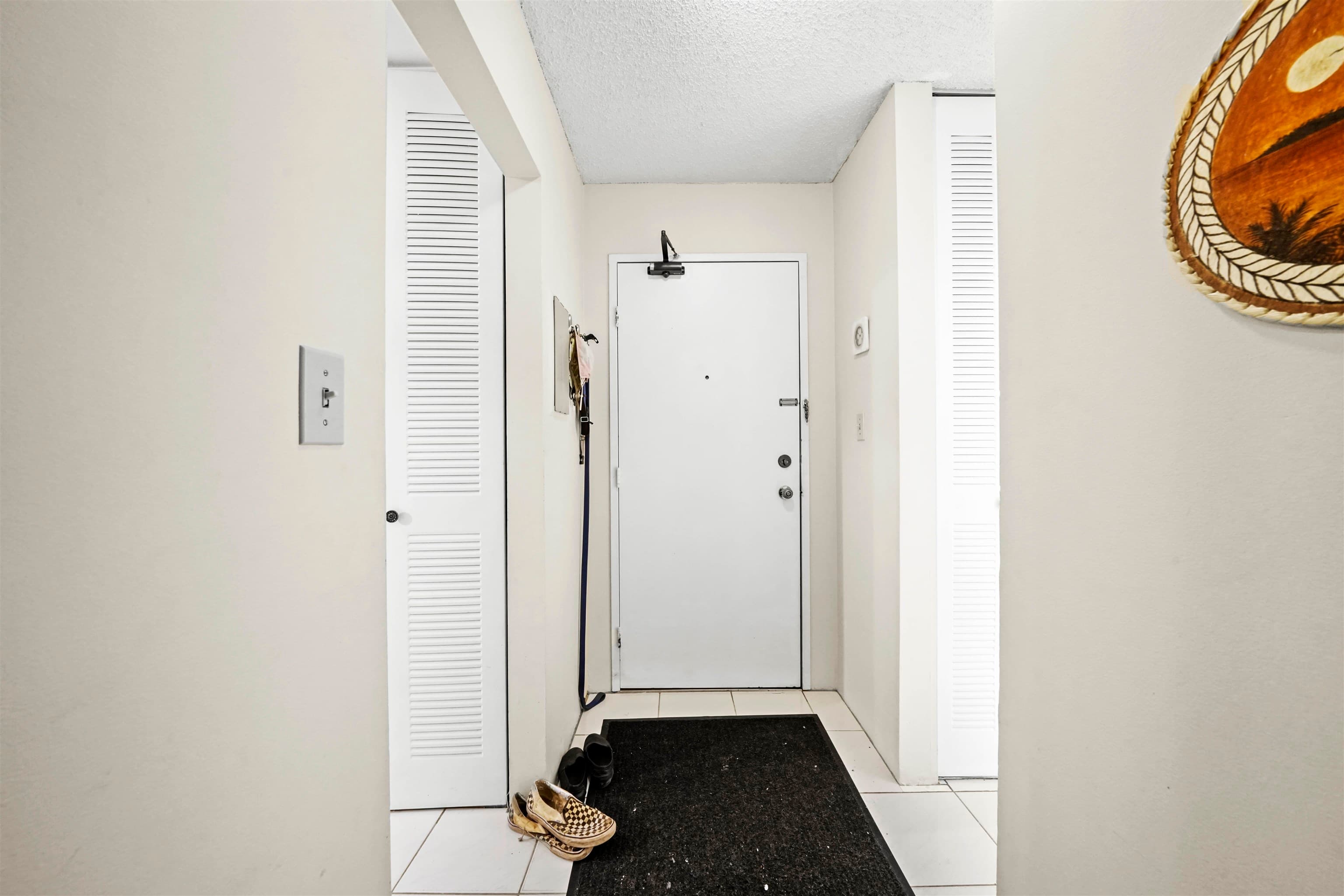 203 - 9584 Manchester Drive, Burnaby, V3N 4R1 — photo 5