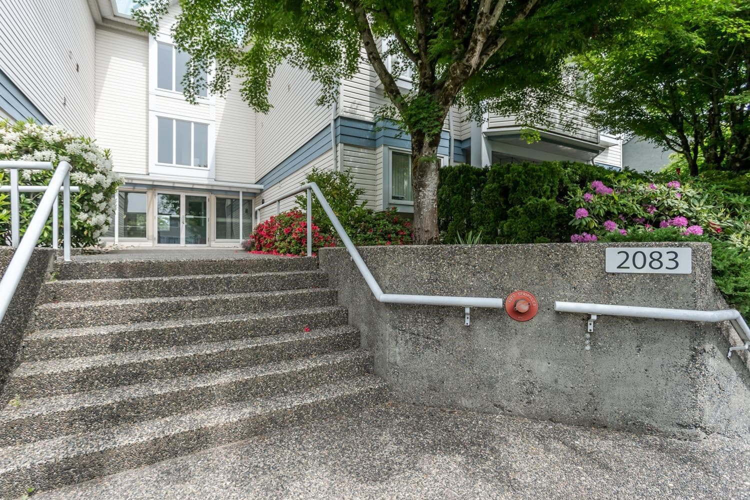 205 - 2083 Coquitlam Avenue, Port Coquitlam, V3B 1J4 — photo 2