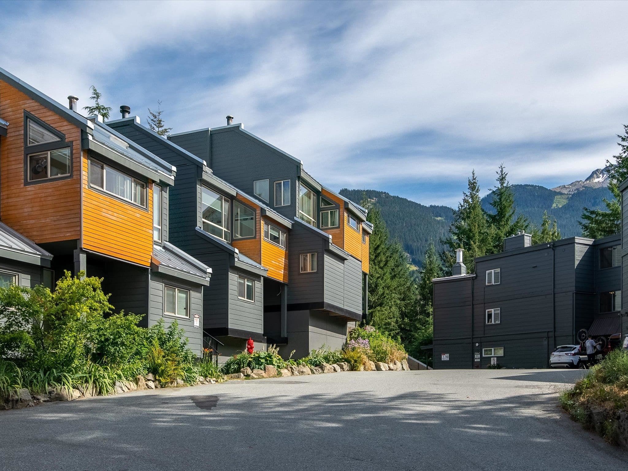 4 - 2110 Whistler Road, Whistler, V8E 0A6 — photo 1