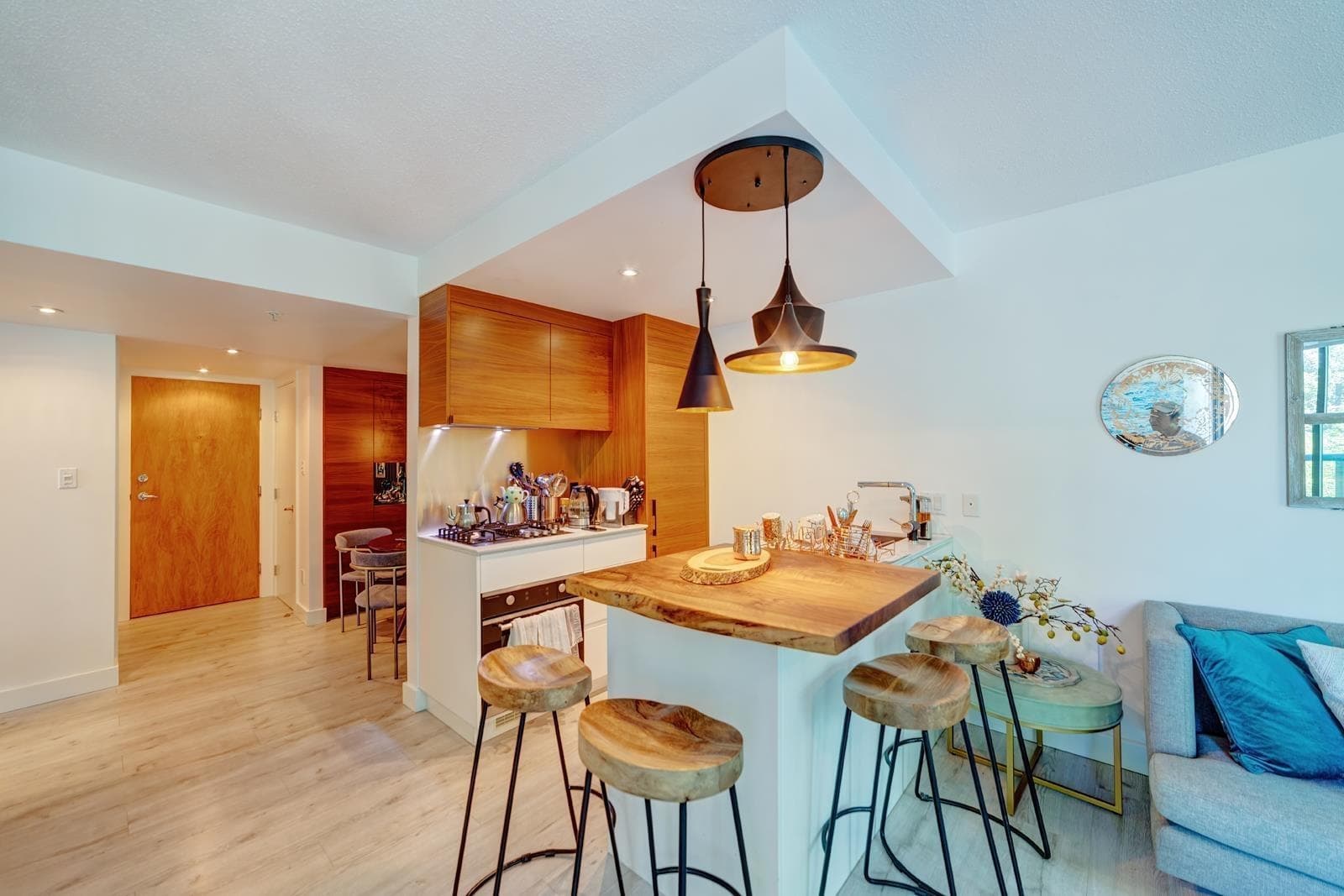 303 - 501 Pacific Street, Vancouver, V7Z 1A7 — photo 4