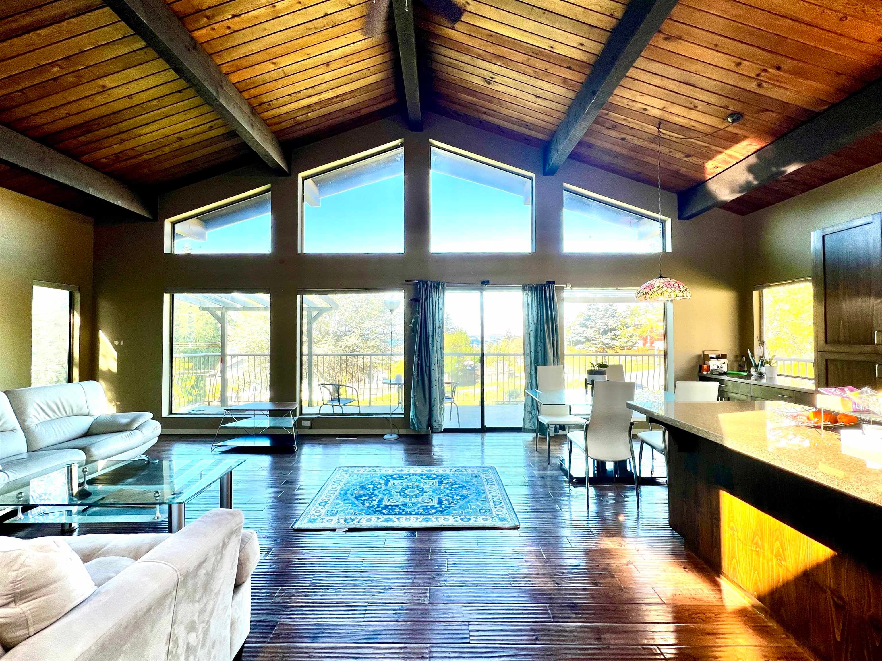 5129 Chapman Road, Sechelt, V7Z 0B7 — photo 3