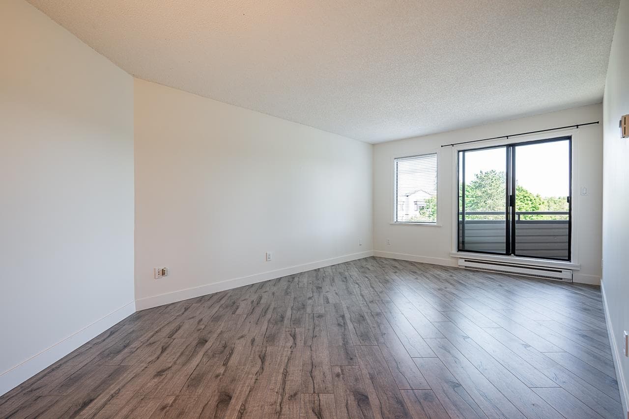 311 - 5294 204 Street, Langley, V3A 1Z1 — photo 3