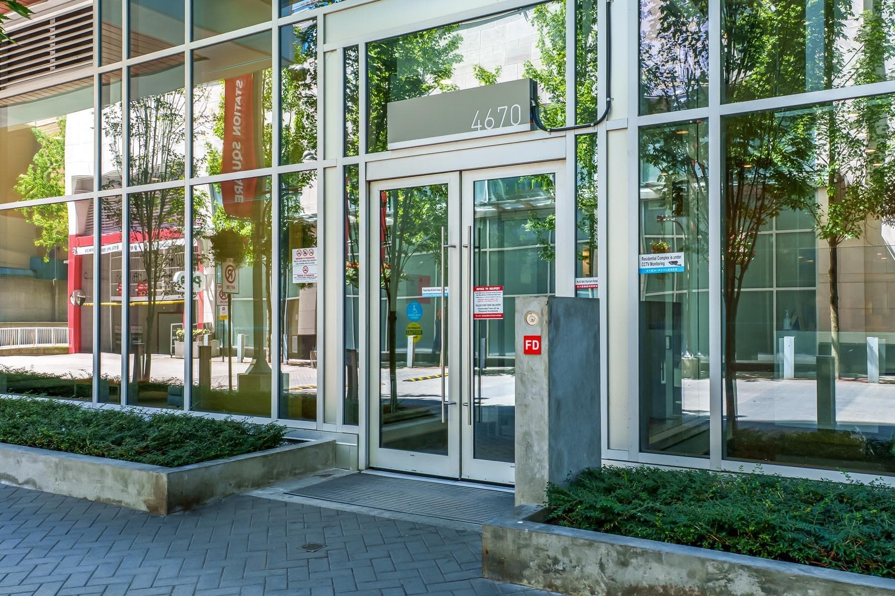 4903 - 4670 Assembly Way, Burnaby, V5H 0H3 — photo 2