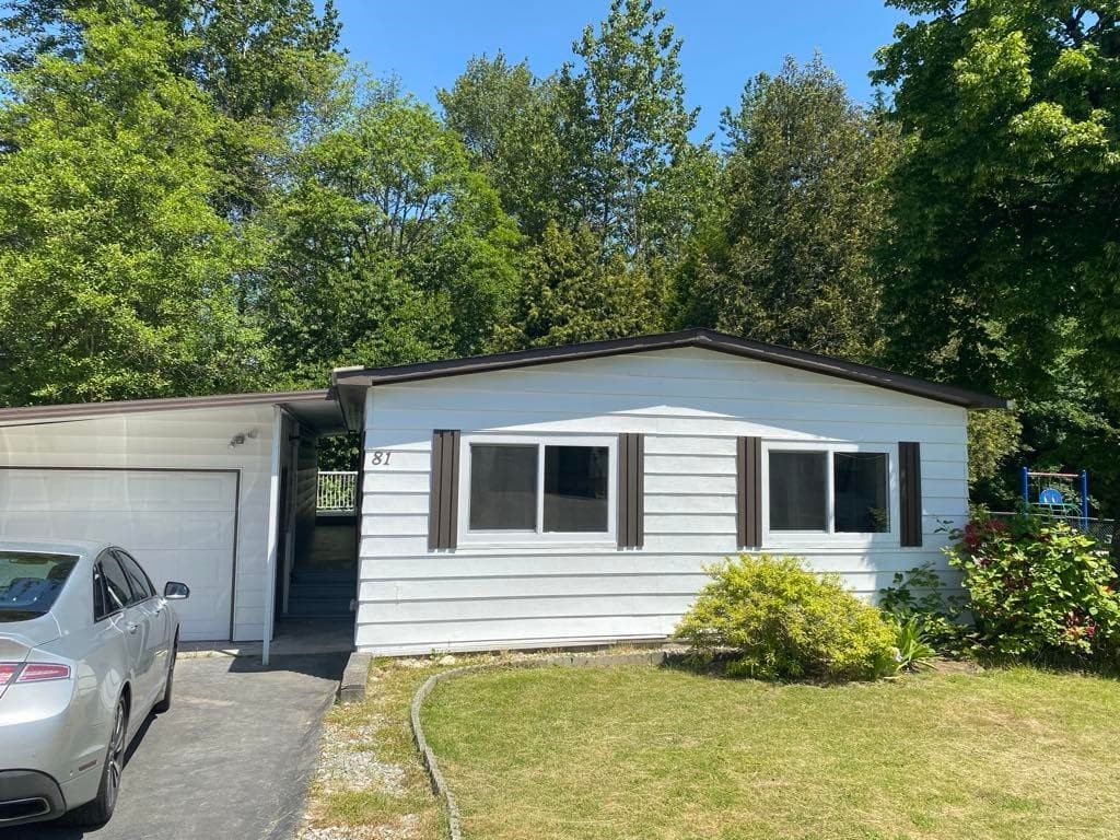 81 - 8220 King George Boulevard, Surrey, V3W 6E1 — photo 1