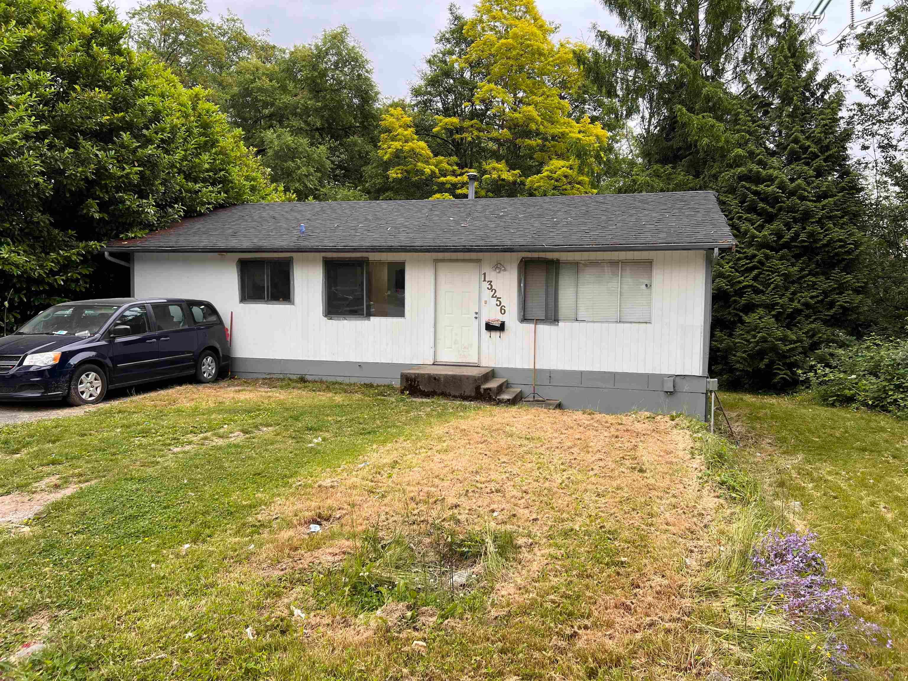 13256 Shakespeare Place, Surrey, V3W 6C9 — photo 2