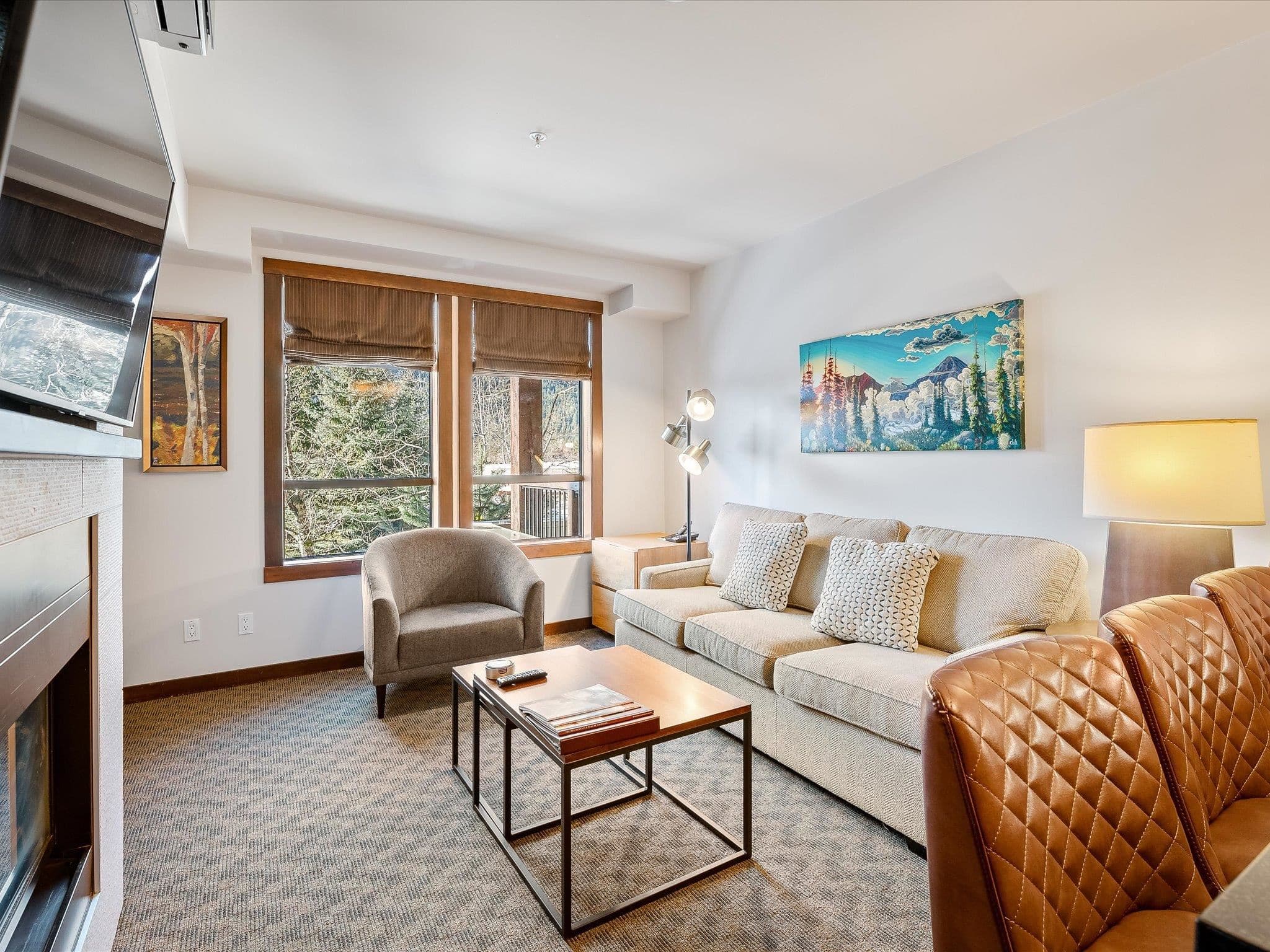 114D - 2020 London Lane, Whistler, V8E 0B6 — photo 2