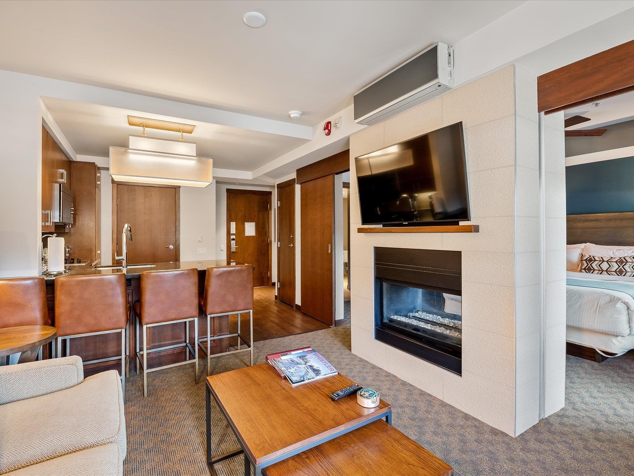114D - 2020 London Lane, Whistler, V8E 0B6 — photo 5