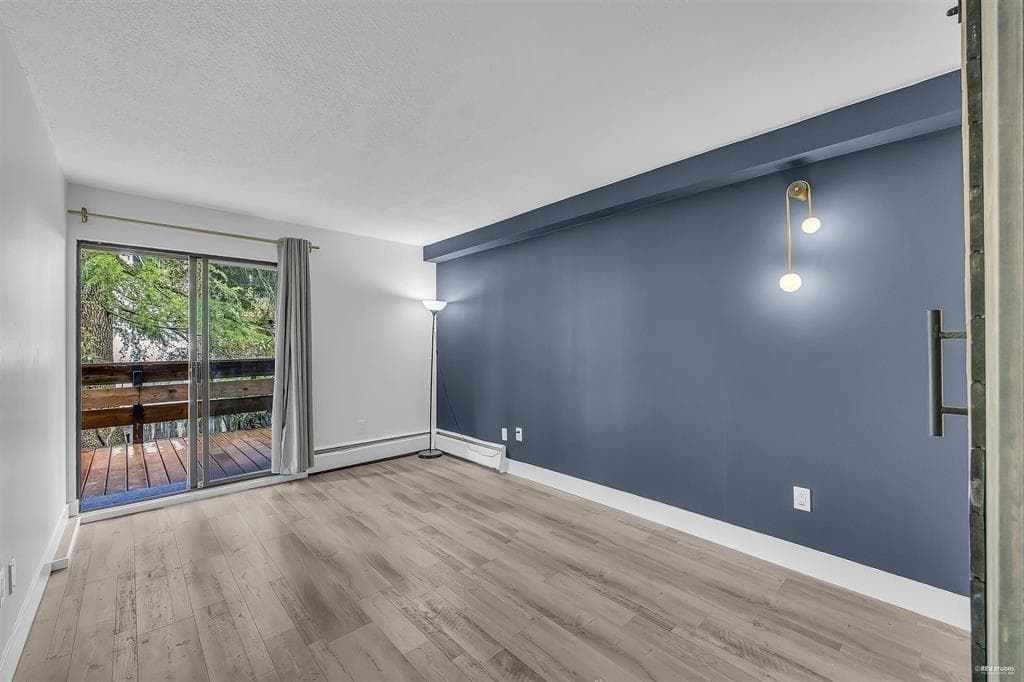 102 - 1555 Fir Street, White Rock, V4B 4B6 — photo 5