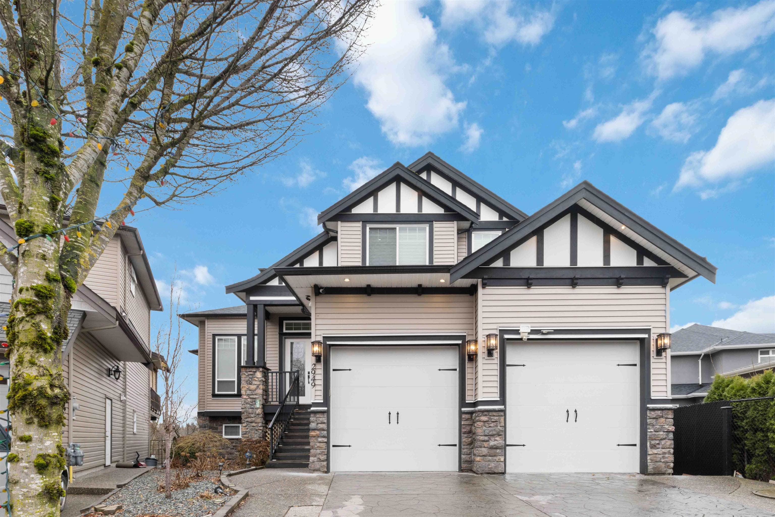 2949 Flagman Place, Abbotsford, V4X 0A5 — photo 3