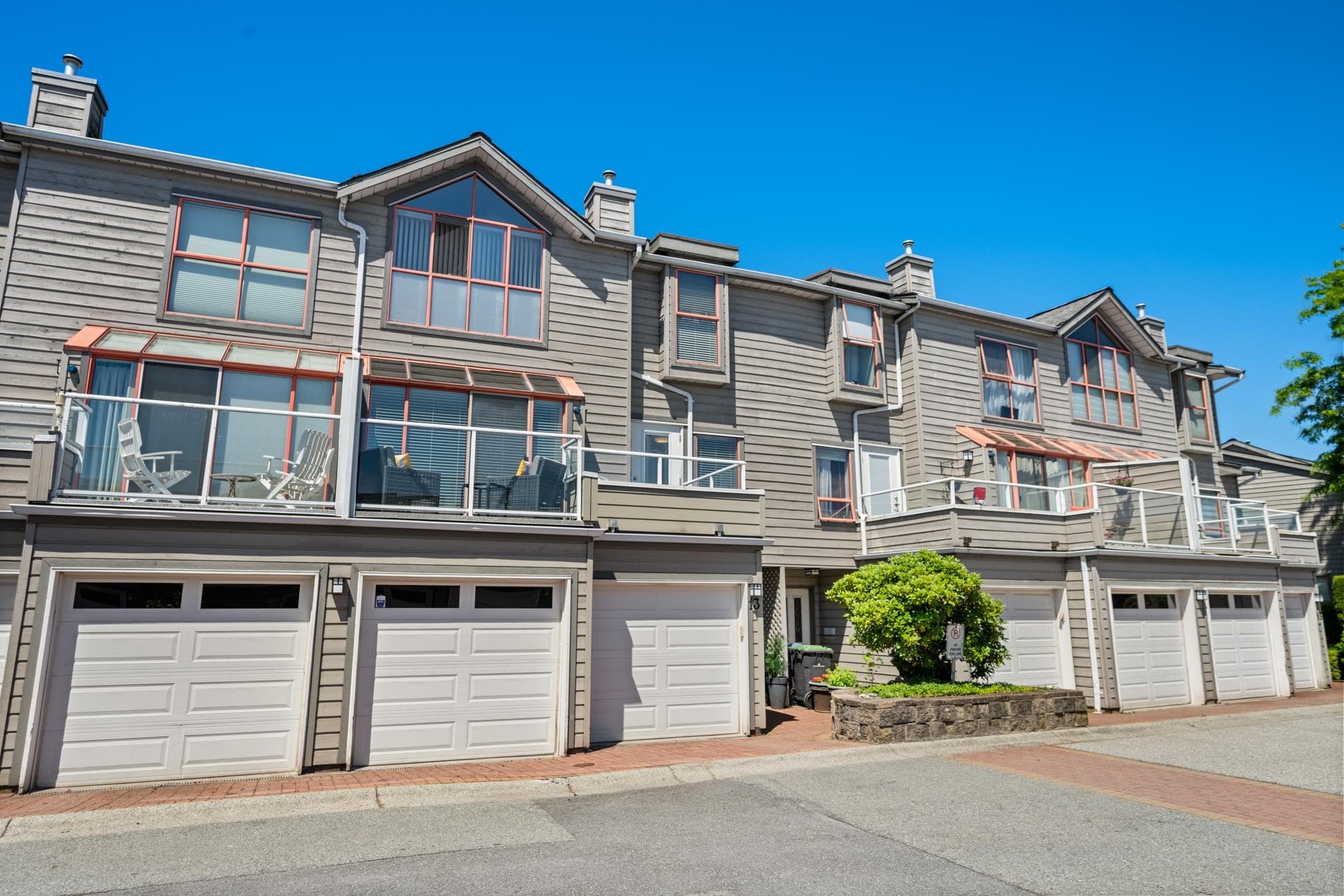 13 - 323 Governors Court, New Westminster