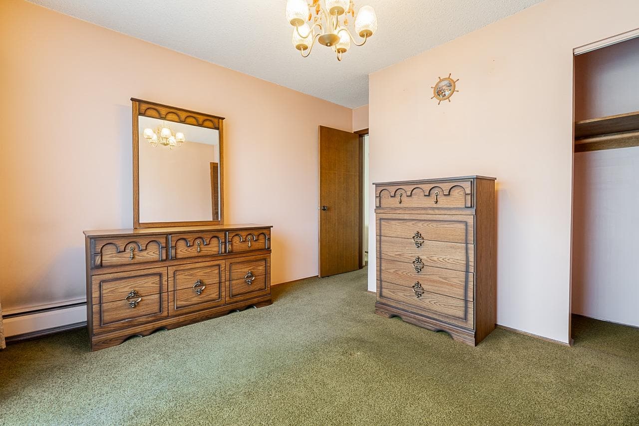 1415 Salsbury Drive, Vancouver, V5L 4B5 — photo 5