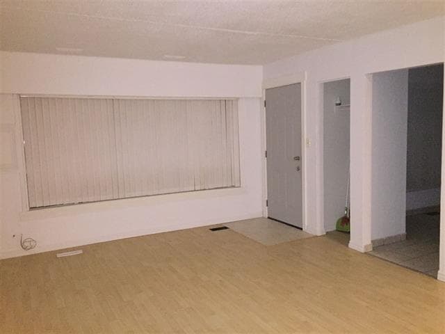 13021 106 Avenue, Surrey, V3T 2C2 — photo 4