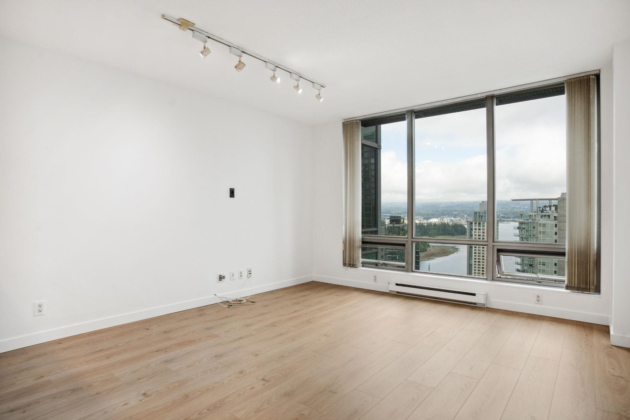 2503 - 1288 W Georgia Street, Vancouver, V6E 4R3 — photo 3