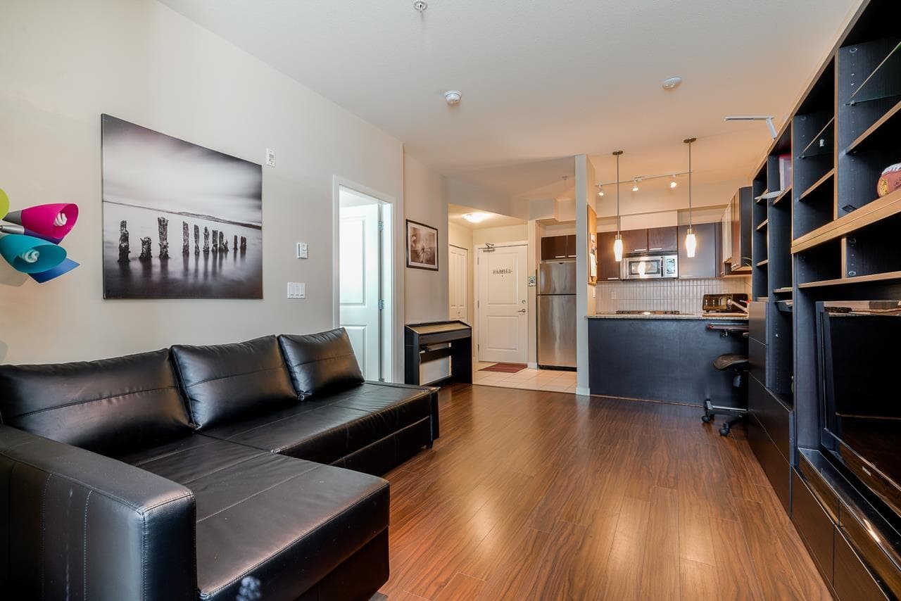 115 - 10499 University Drive, Surrey, V3T 0A4 — photo 5