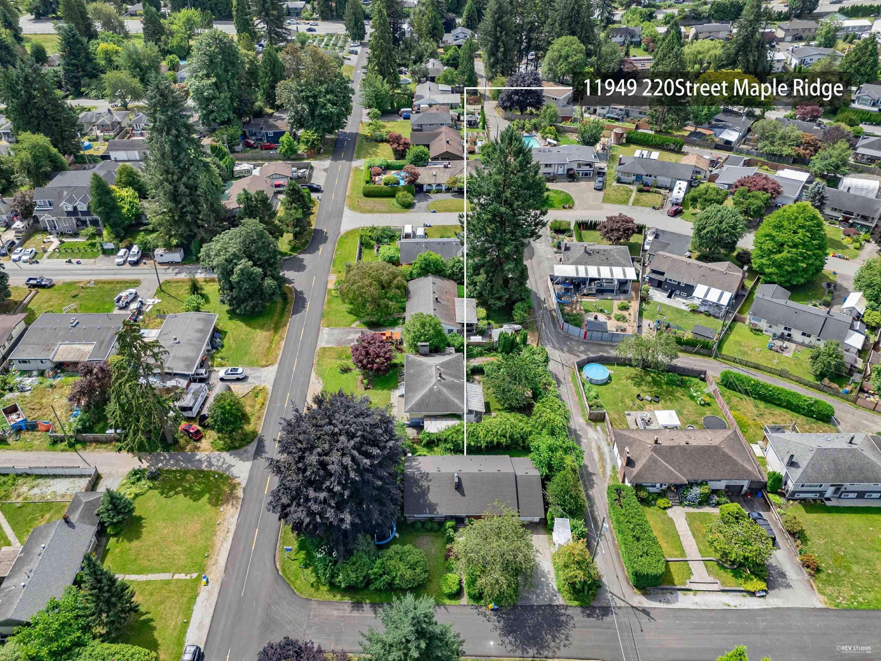 11949 220 Street, Maple Ridge, V2X 5R3 — photo 2