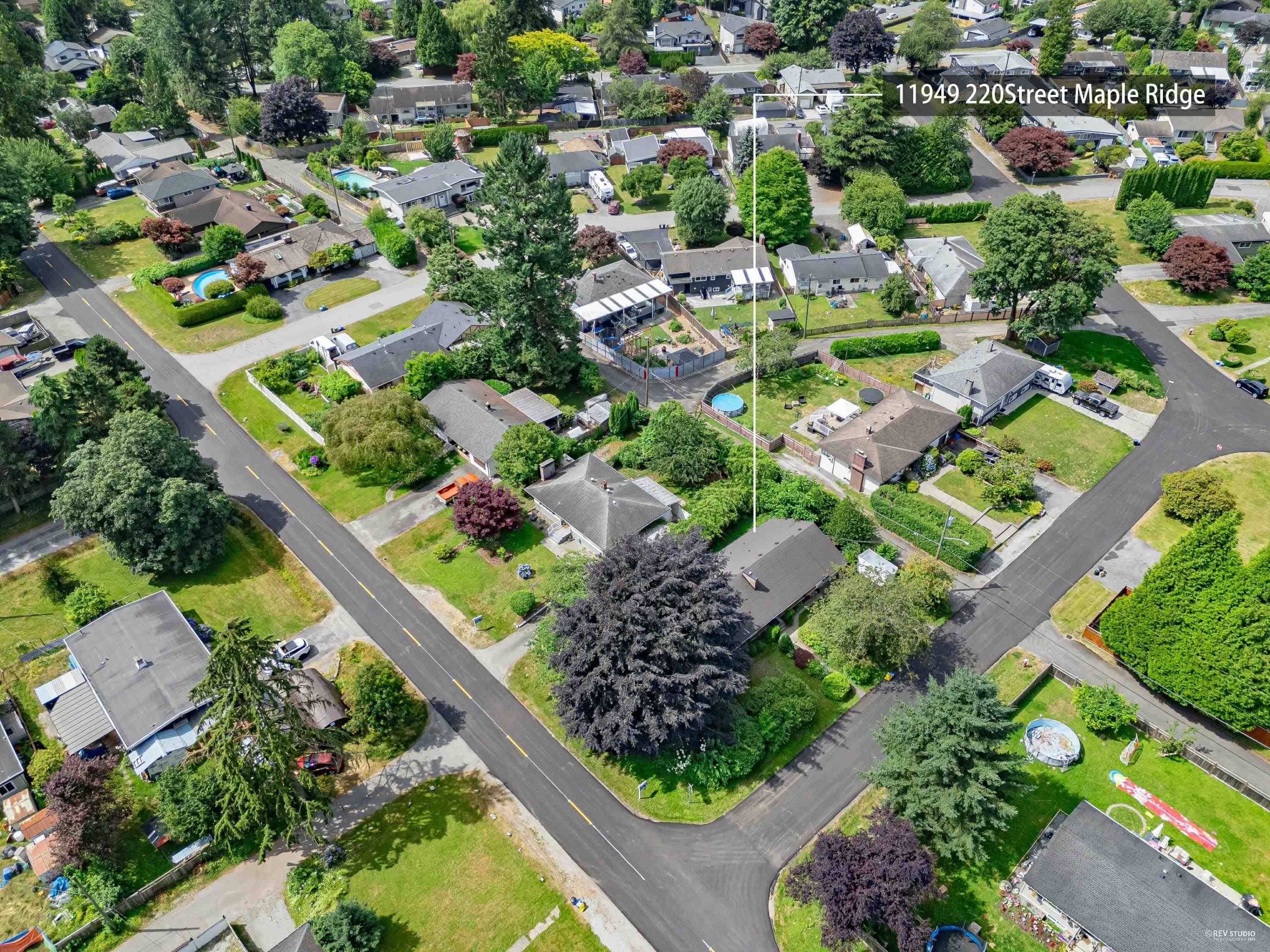 11949 220 Street, Maple Ridge, V2X 5R3 — photo 3