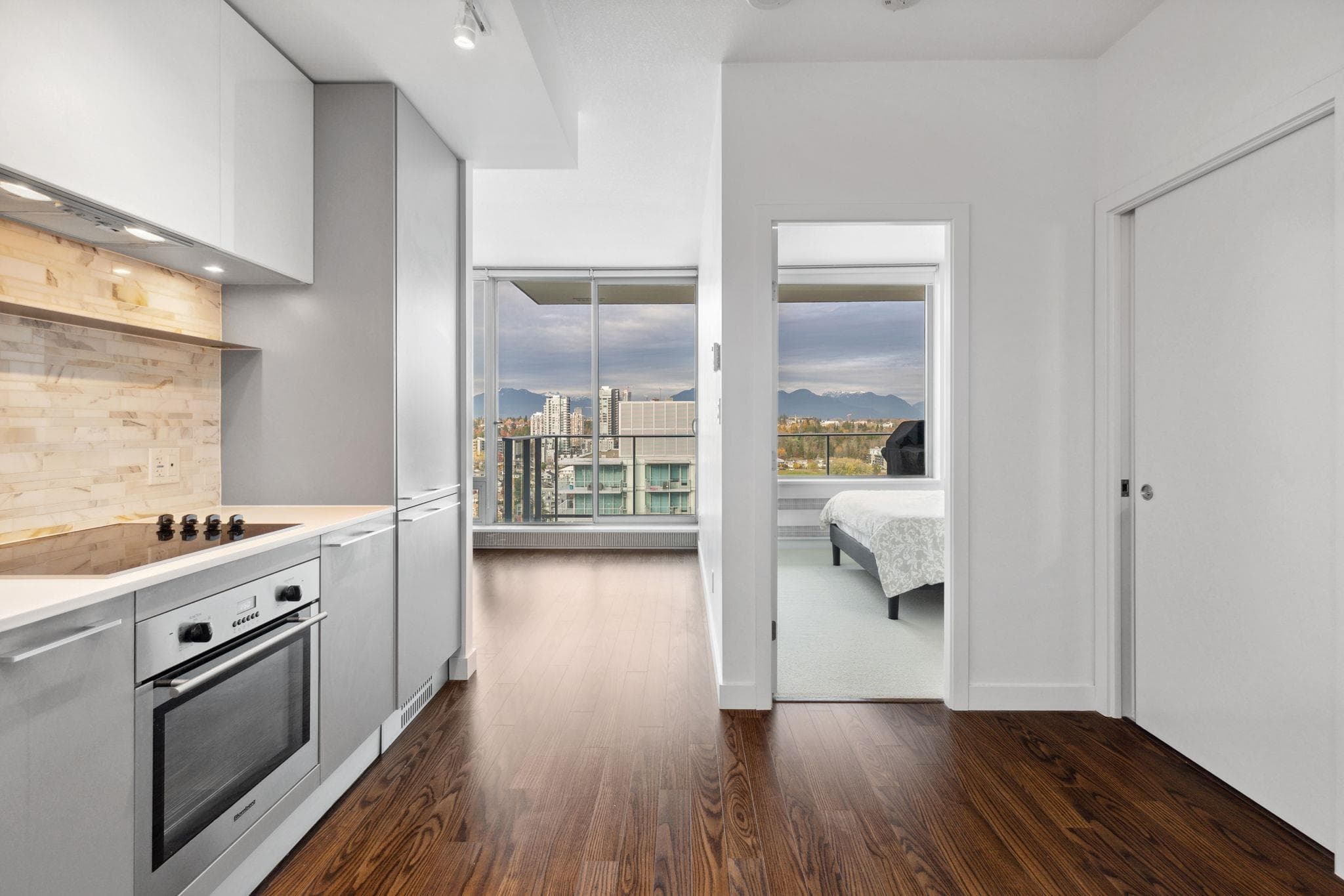 3003 - 8131 Nunavut Lane, Vancouver, V5X 0E2 — photo 1