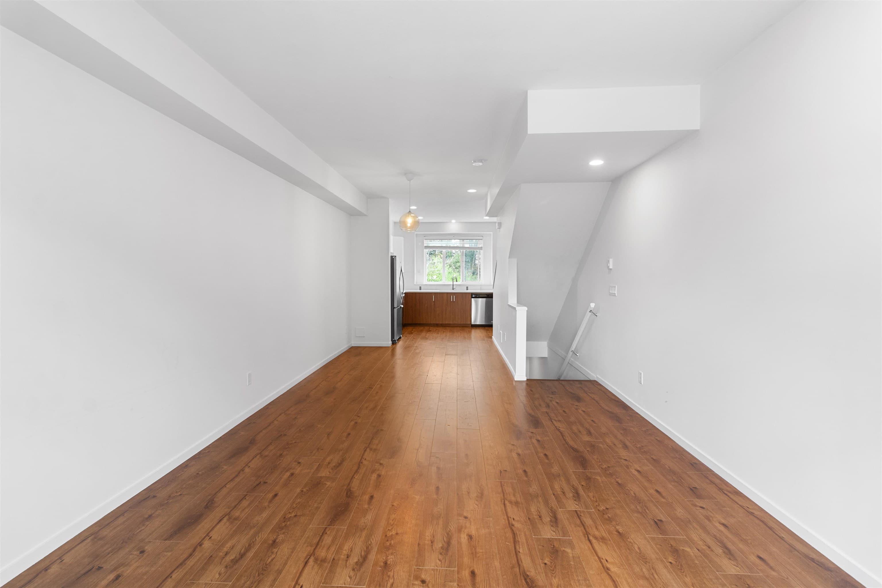 106 - 5858 142 Street, Surrey, V3X 0H2 — photo 5