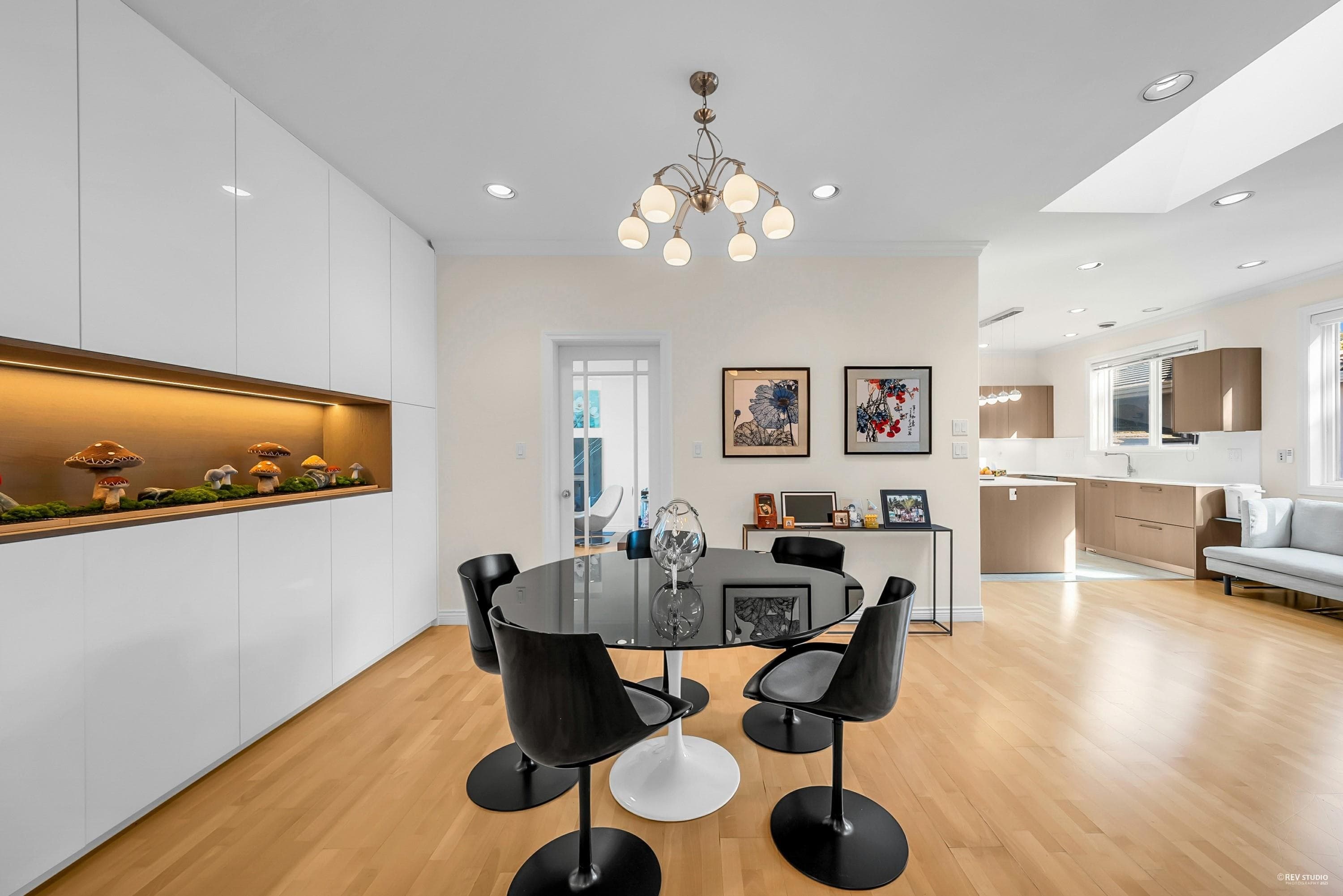4288 Gilpin Crescent, Burnaby, V5G 2K2 — photo 5