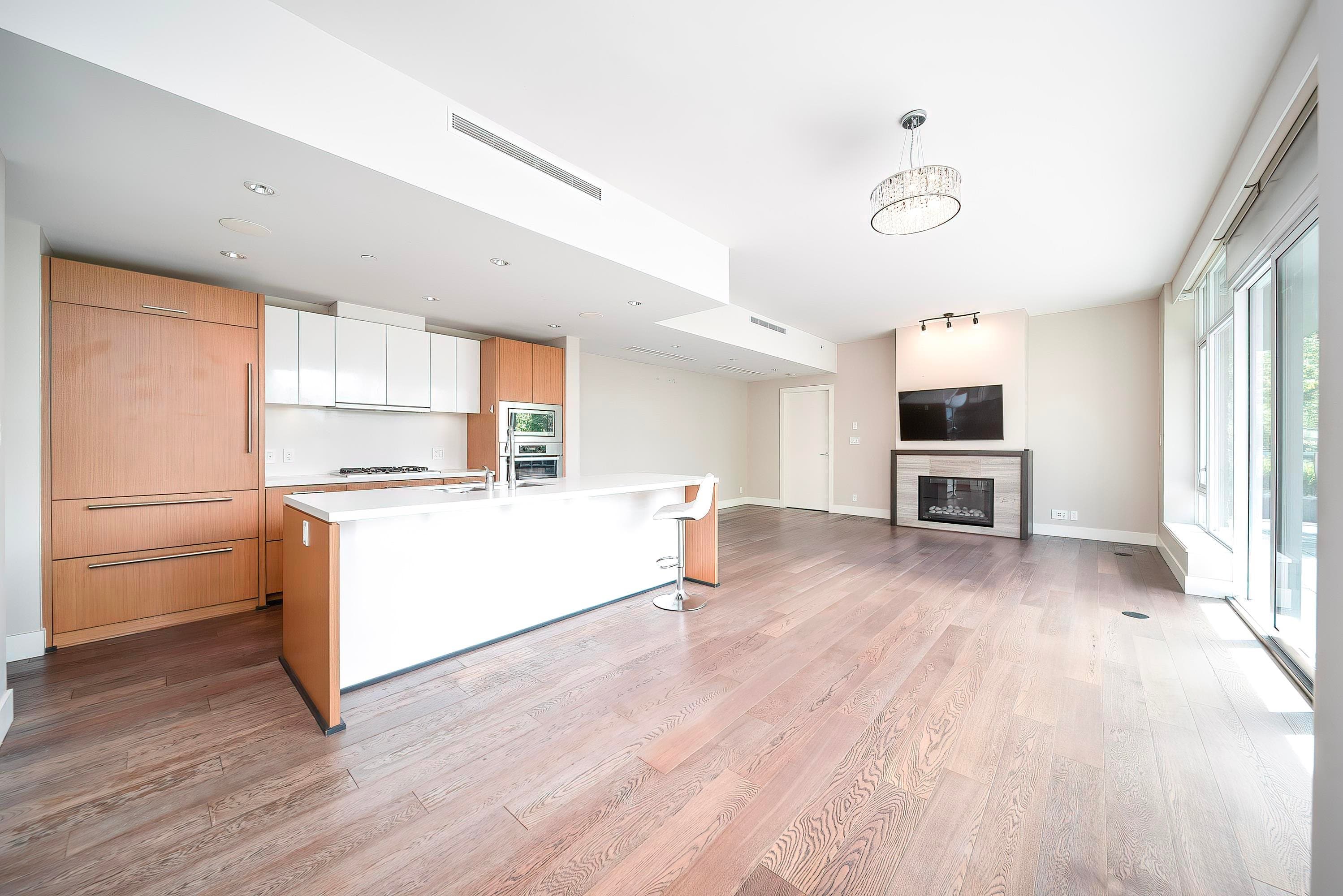 102 - 908 Keith Road, West Vancouver, V7T 1M3 — photo 5