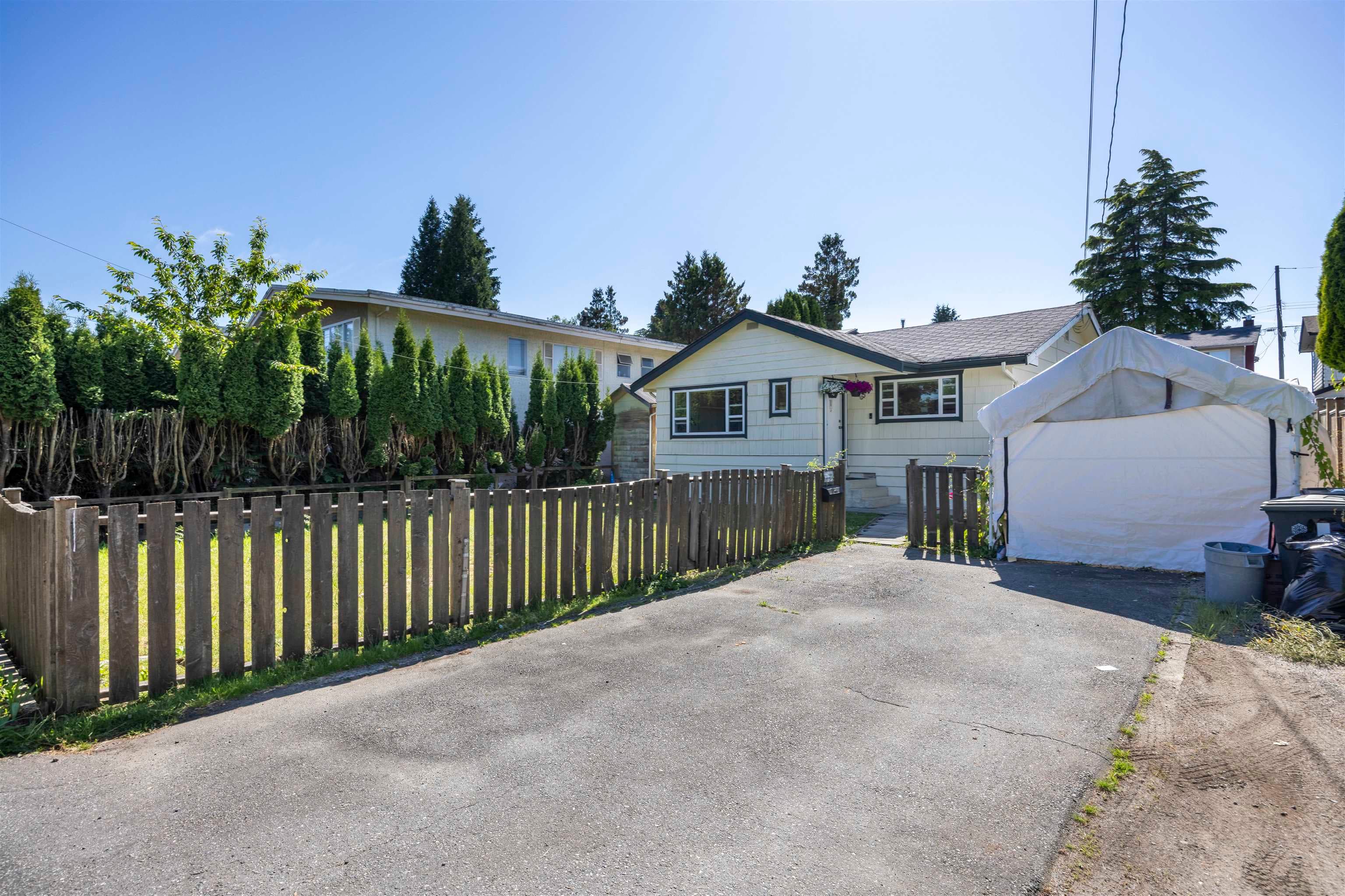 931 Sperling Avenue, Burnaby