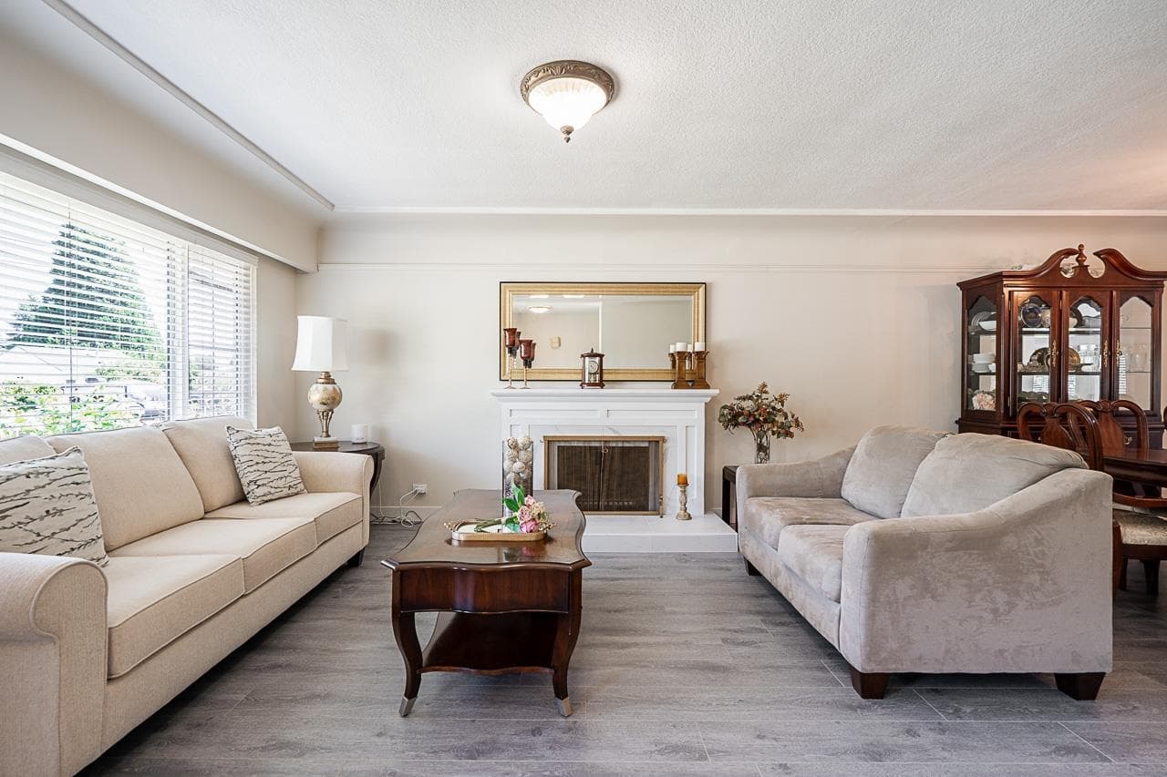 21554 122 Avenue, Maple Ridge, V2X 3W6 — photo 3
