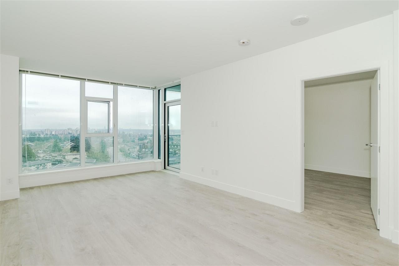 1907 - 7388 Kingsway, Burnaby, V3N 0G9 — photo 5