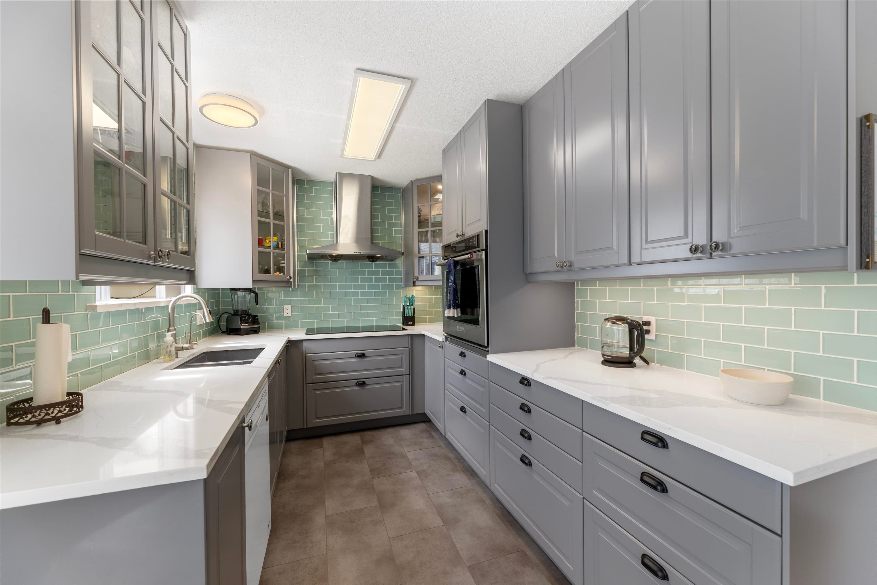 10 - 2345 Cranley Drive, Surrey, V4A 9G5 — photo 3