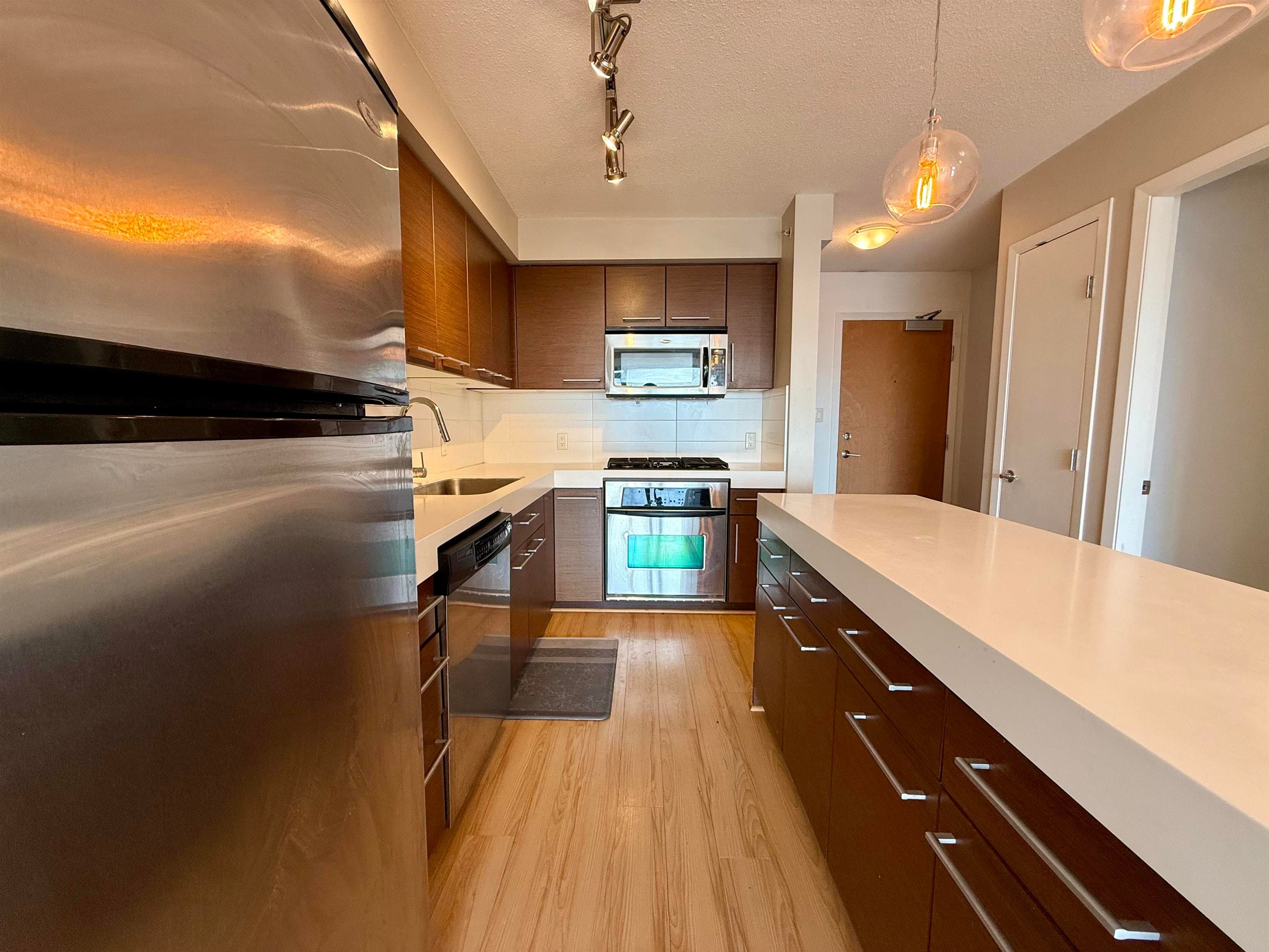 1007 - 2770 Sophia Street, Vancouver, V5T 0A4 — photo 4