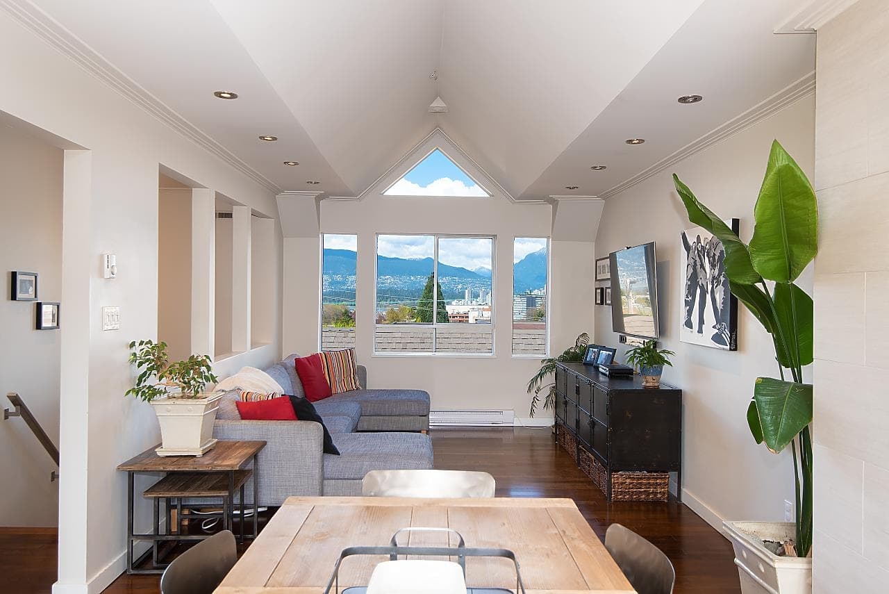 412 - 1880 W 6th Avenue, Vancouver, V6J 1R6 — photo 2