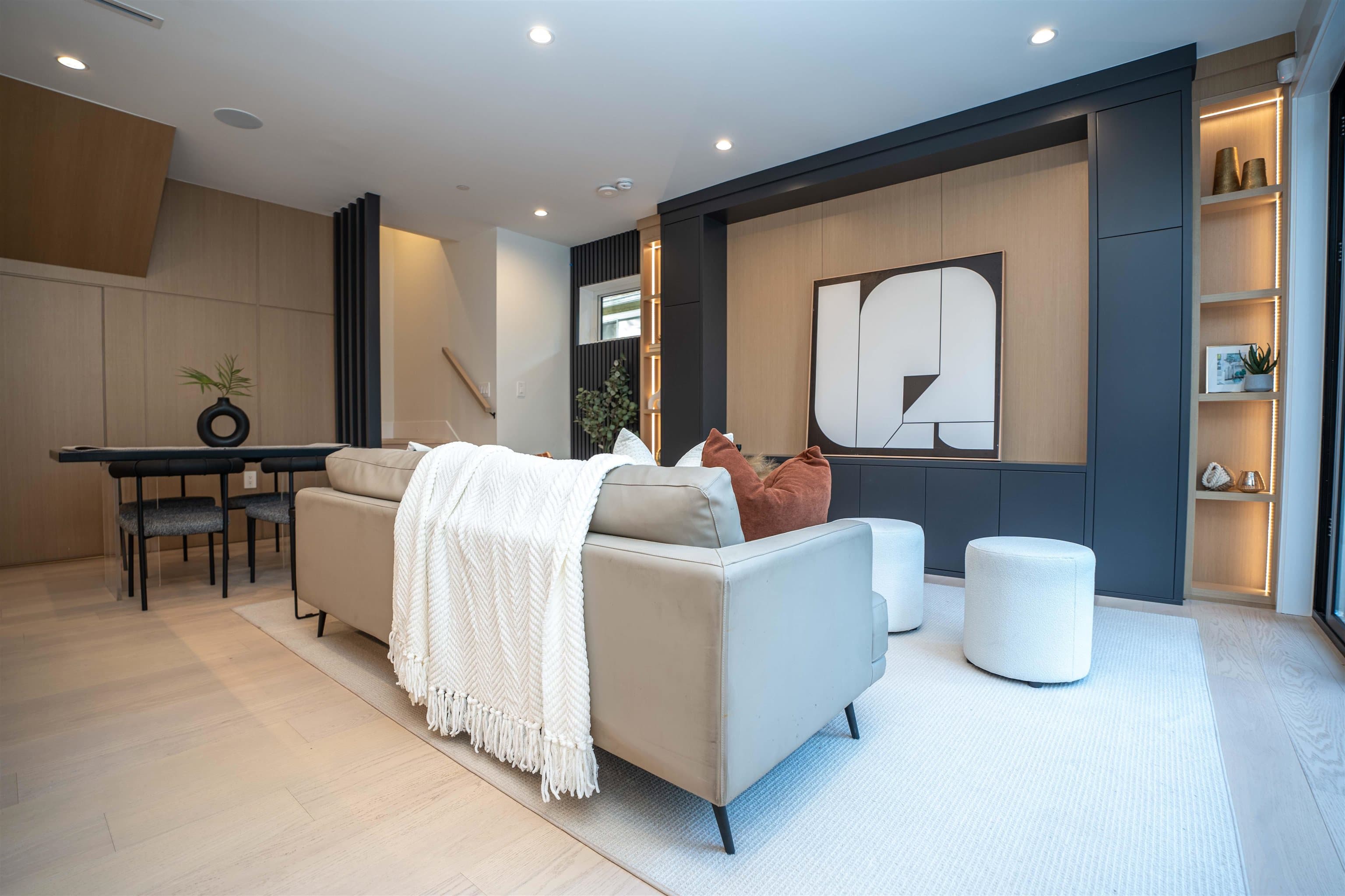 #1 - 2522 E 15th Avenue, Vancouver