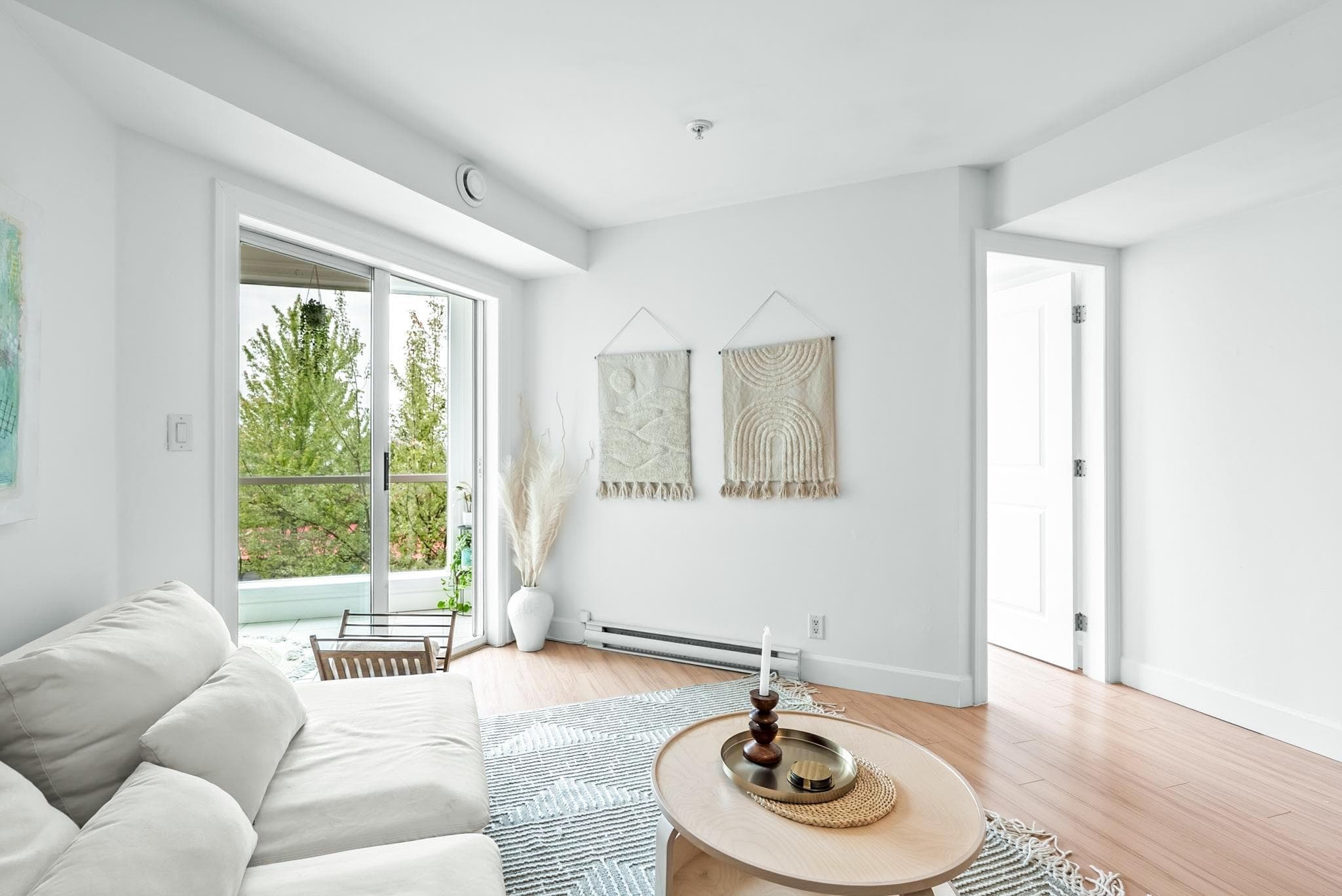303 - 1718 Venables Street, Vancouver, V5L 2H4 — photo 2