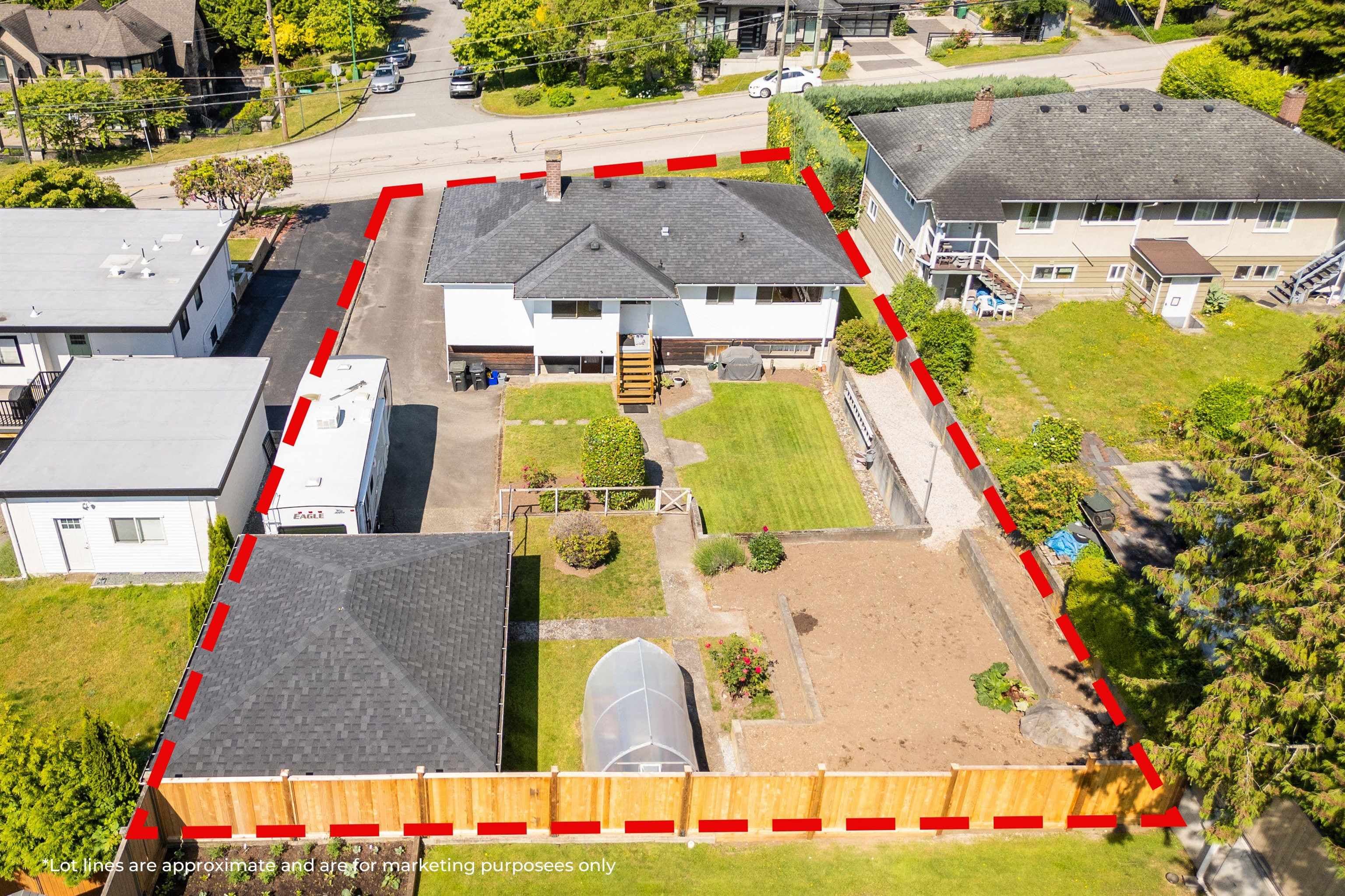 7988 Sussex Avenue, Burnaby, V5J 3W3 — photo 2