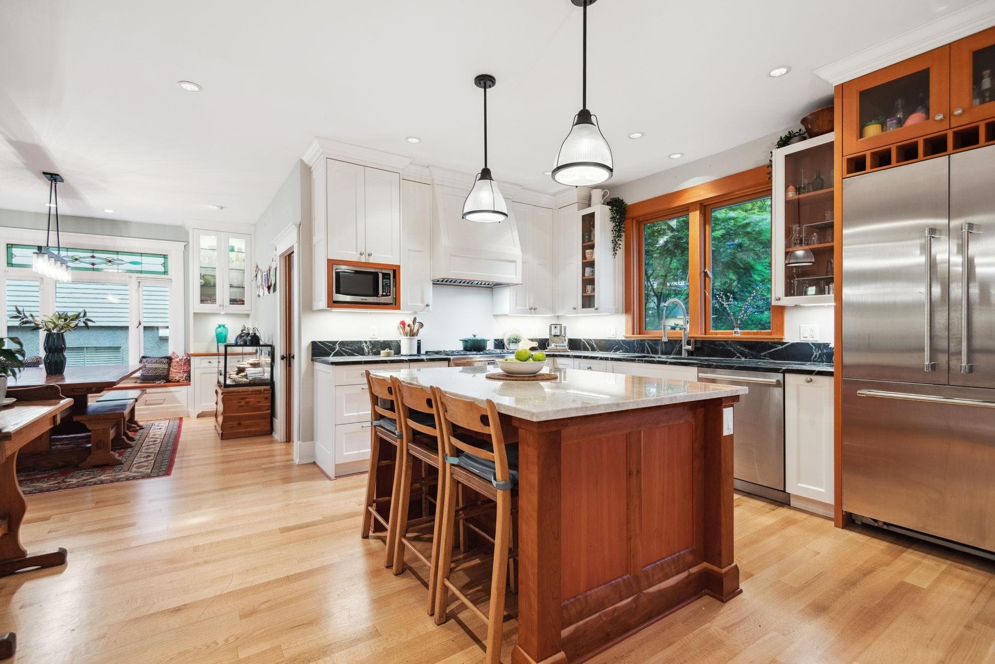 346 E 5th Street, North Vancouver, V7L 1L9 — photo 2
