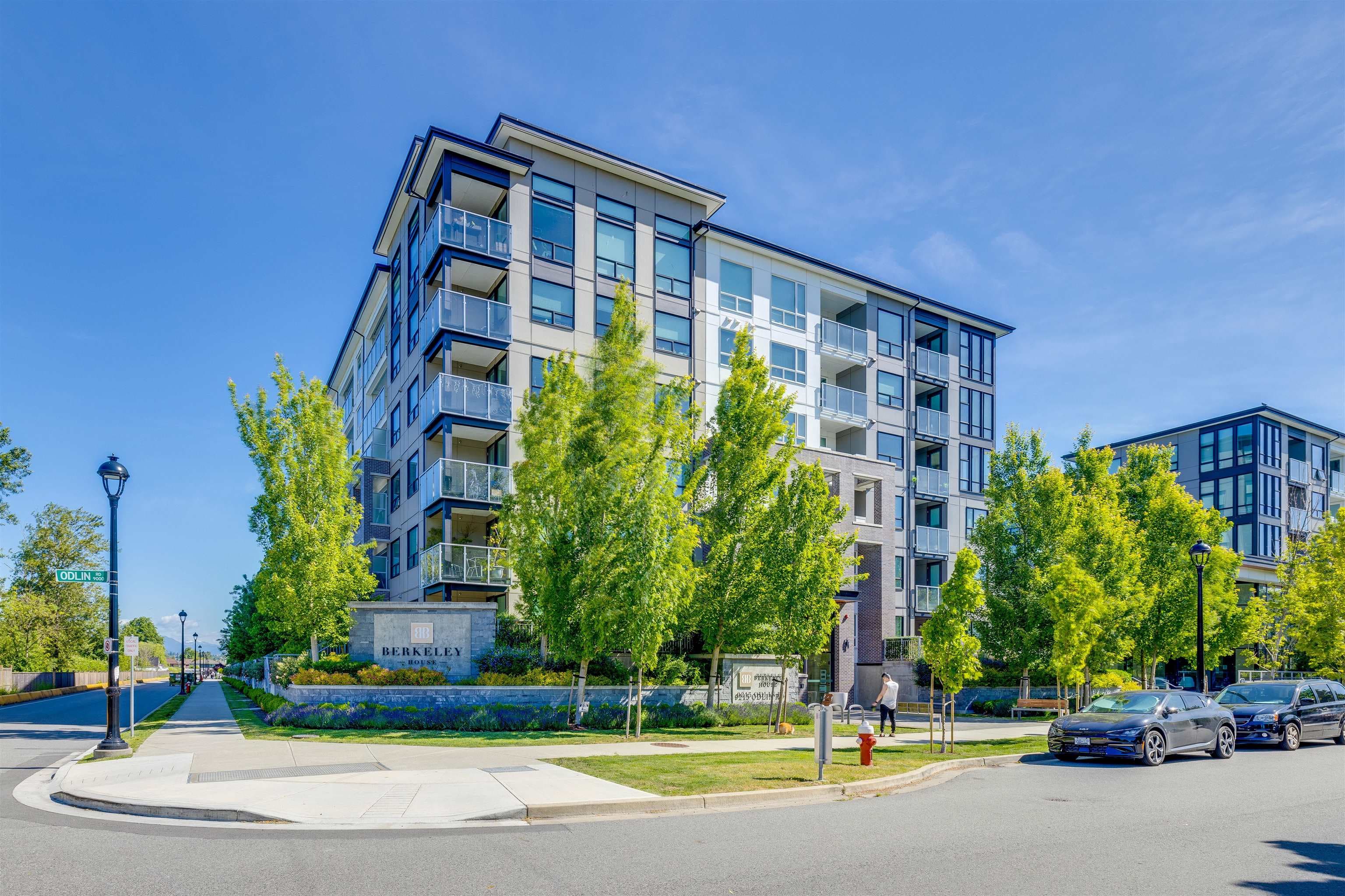 420 - 9213 Odlin Road, Richmond, V6X 0V5 — photo 1